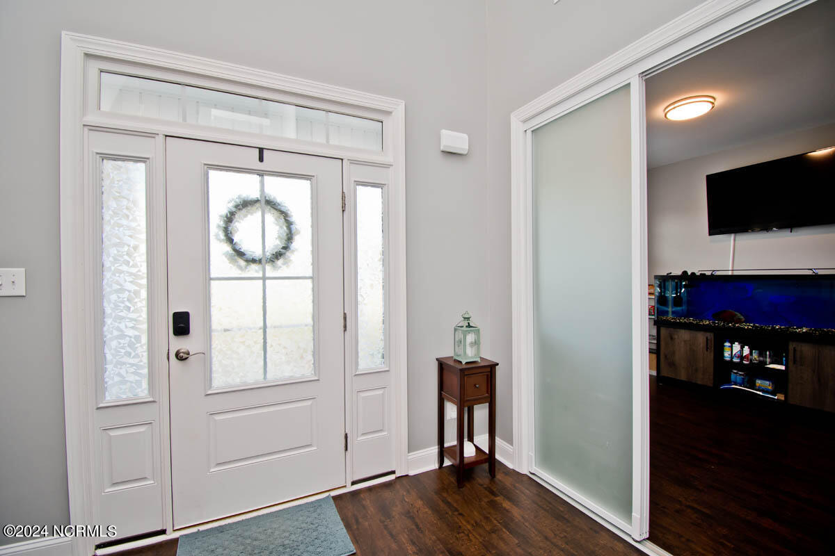 203 Bluewater Cove