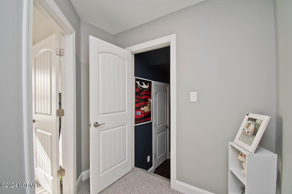 203 Bluewater Cove