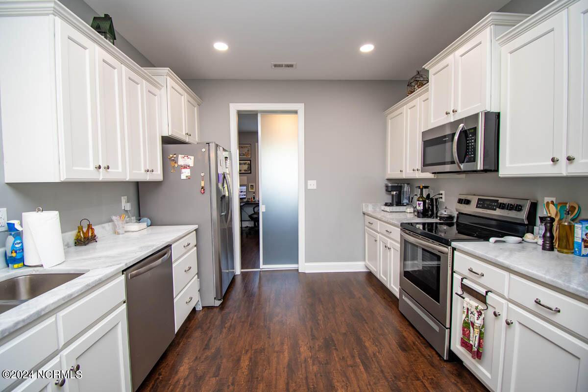 203 Bluewater Cove
