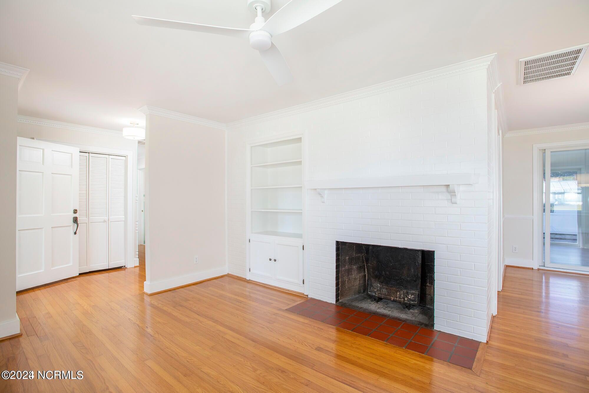 115 Sherwood Boulevard