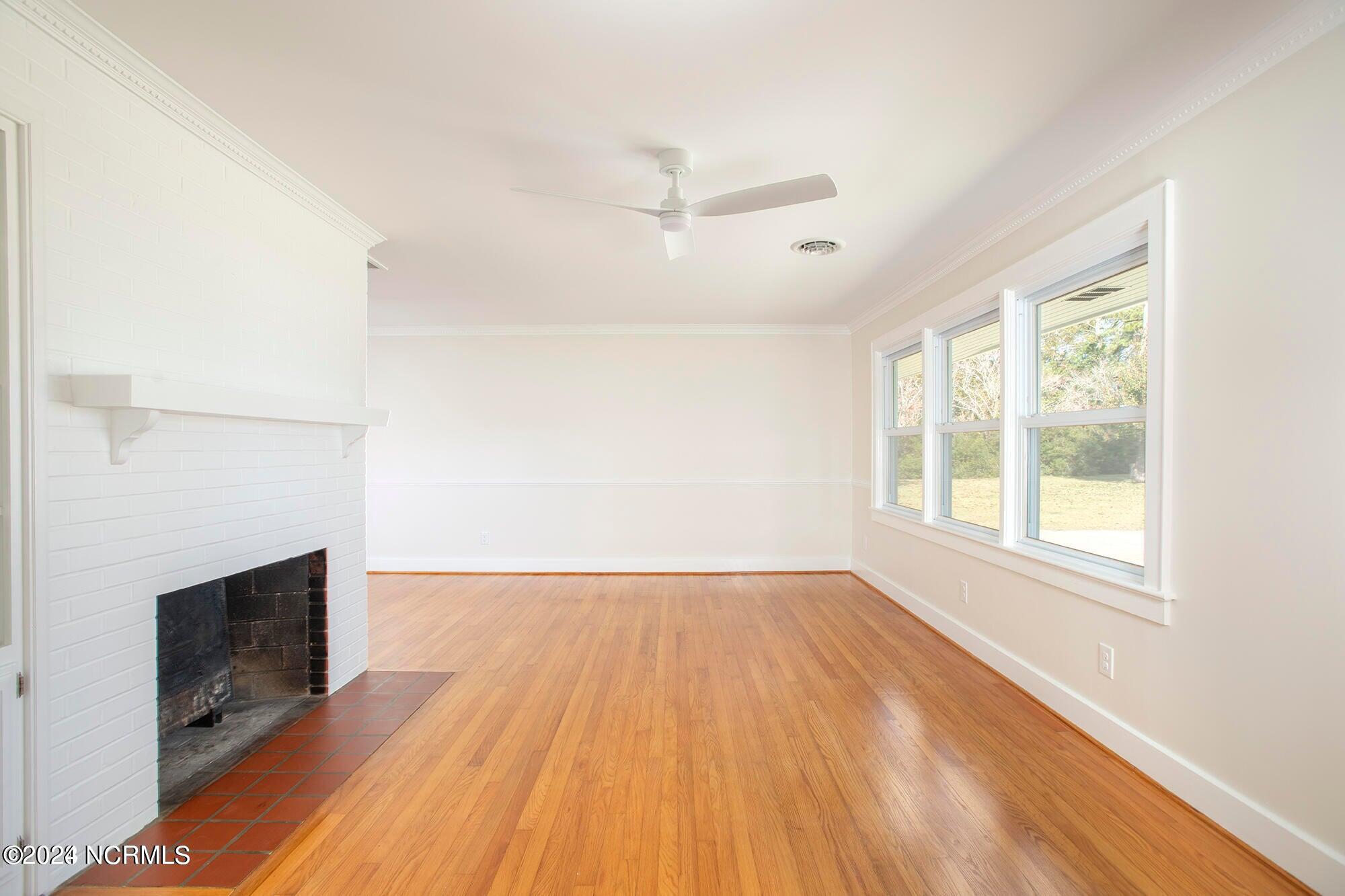115 Sherwood Boulevard