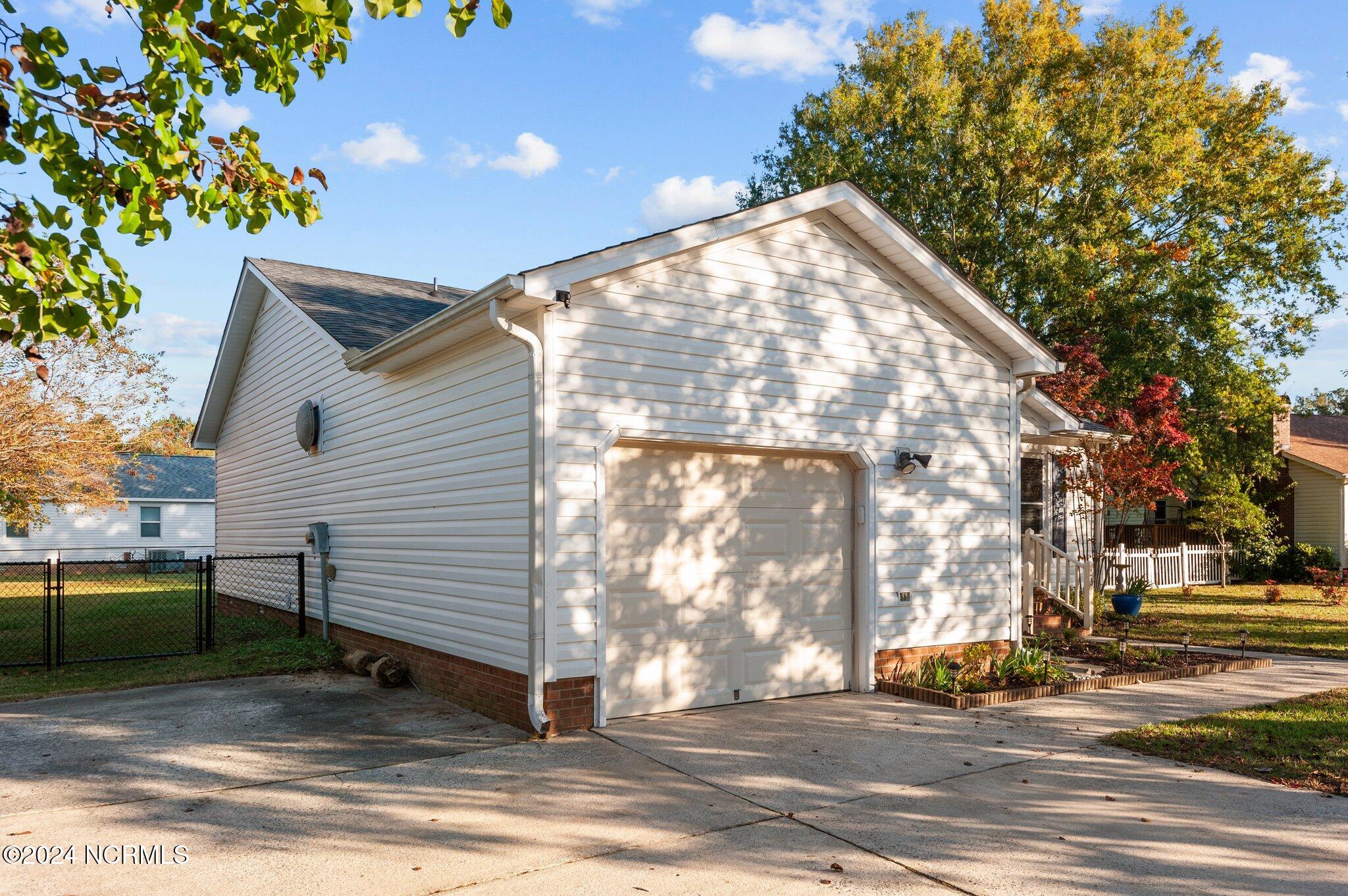 538 Channel Drive