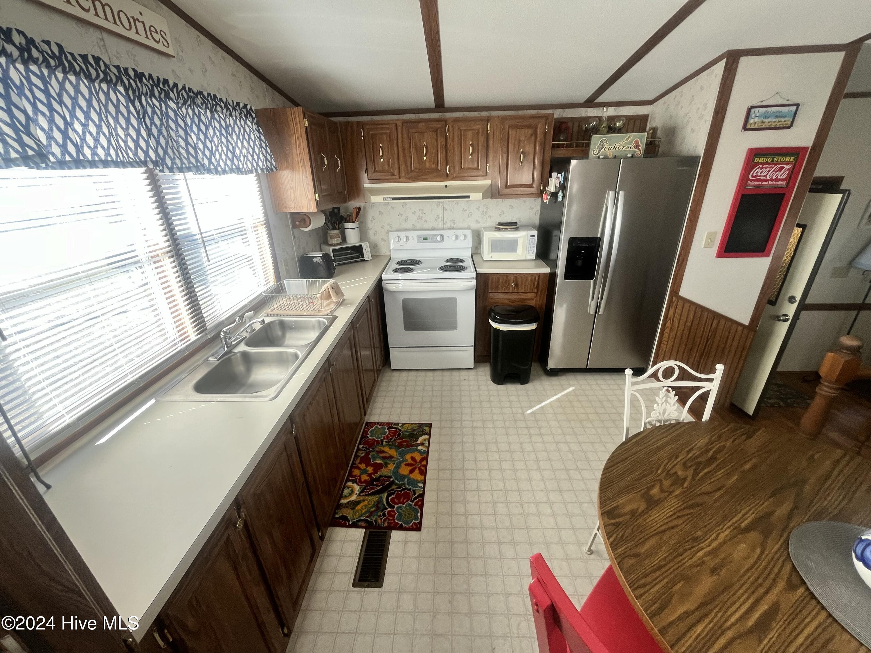 103 Sea Horse Drive