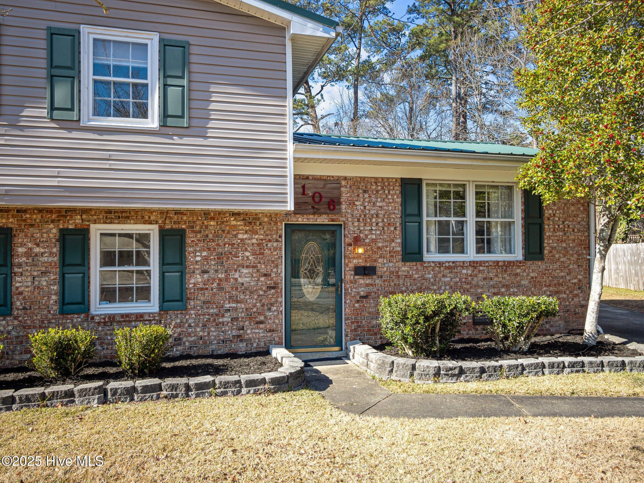 106 Marion Court