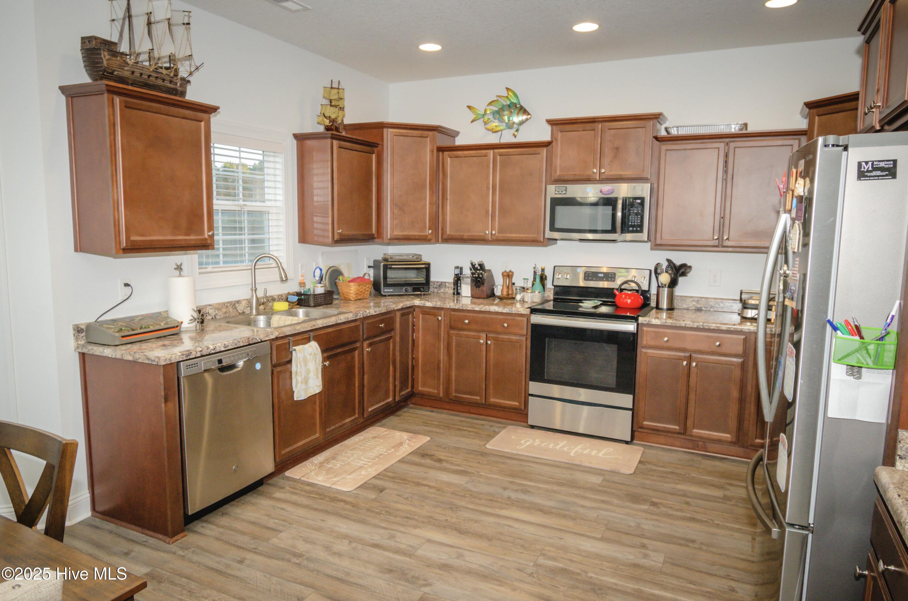 114 Village Creek Drive