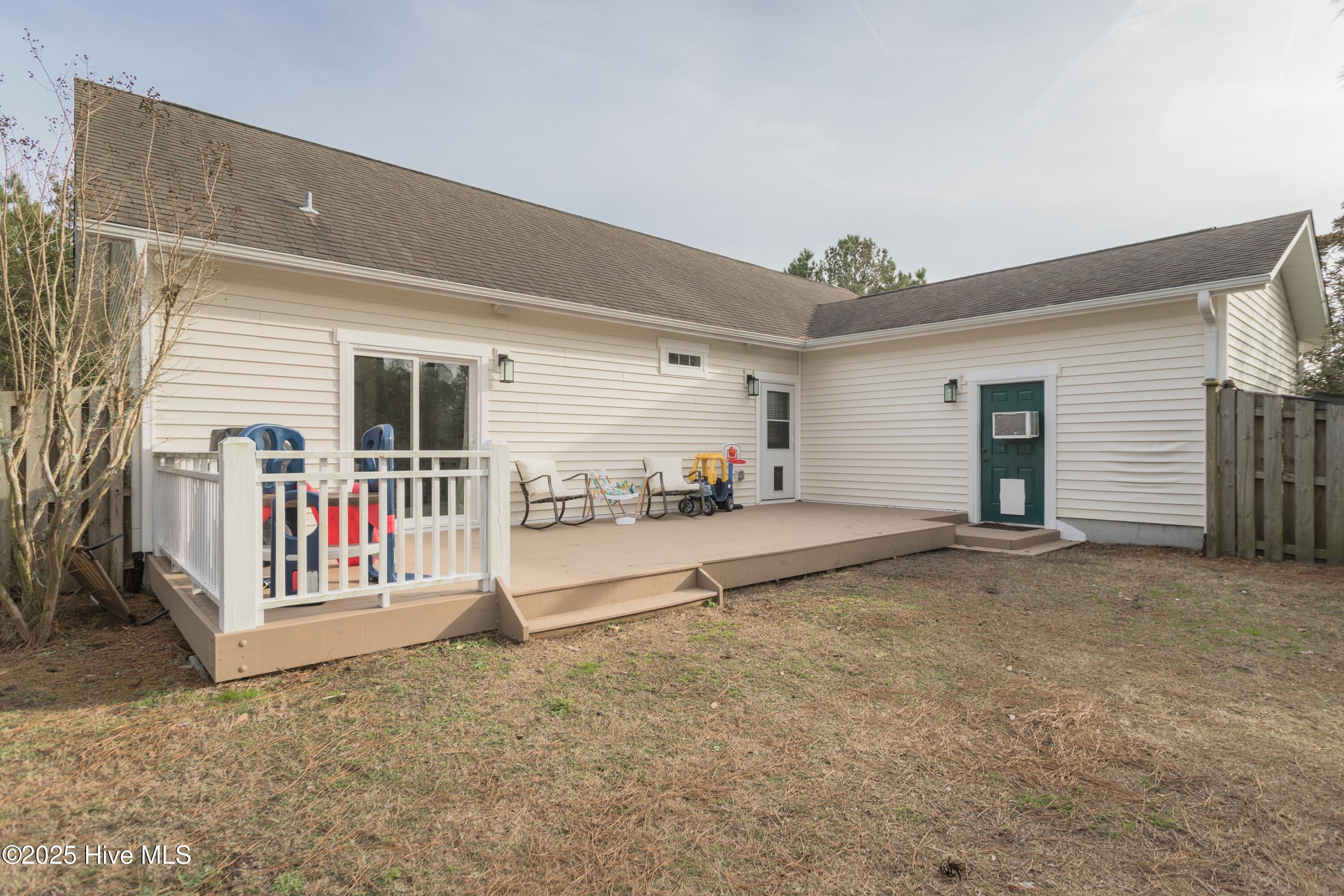 1216 Daisy Court