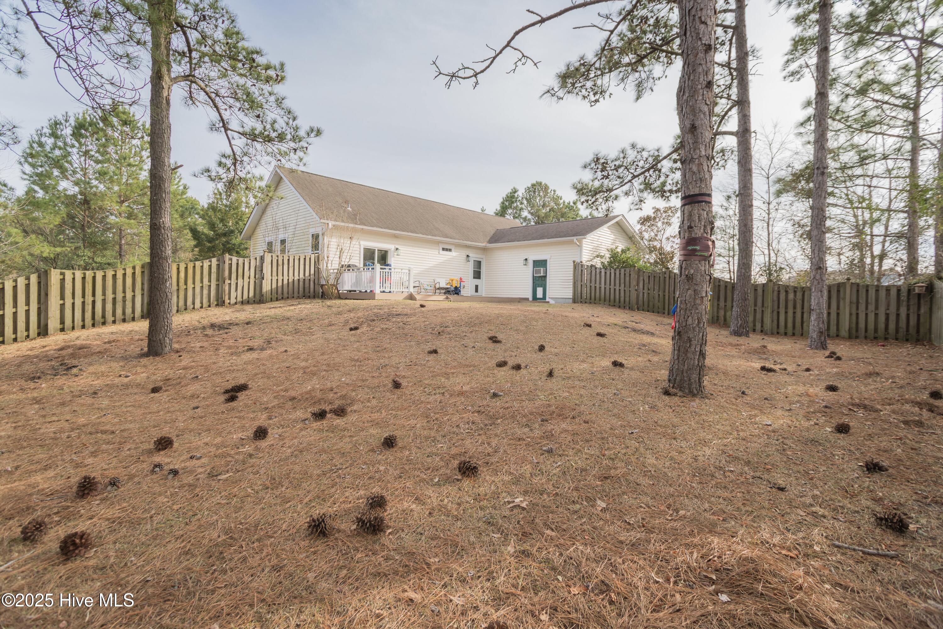 1216 Daisy Court