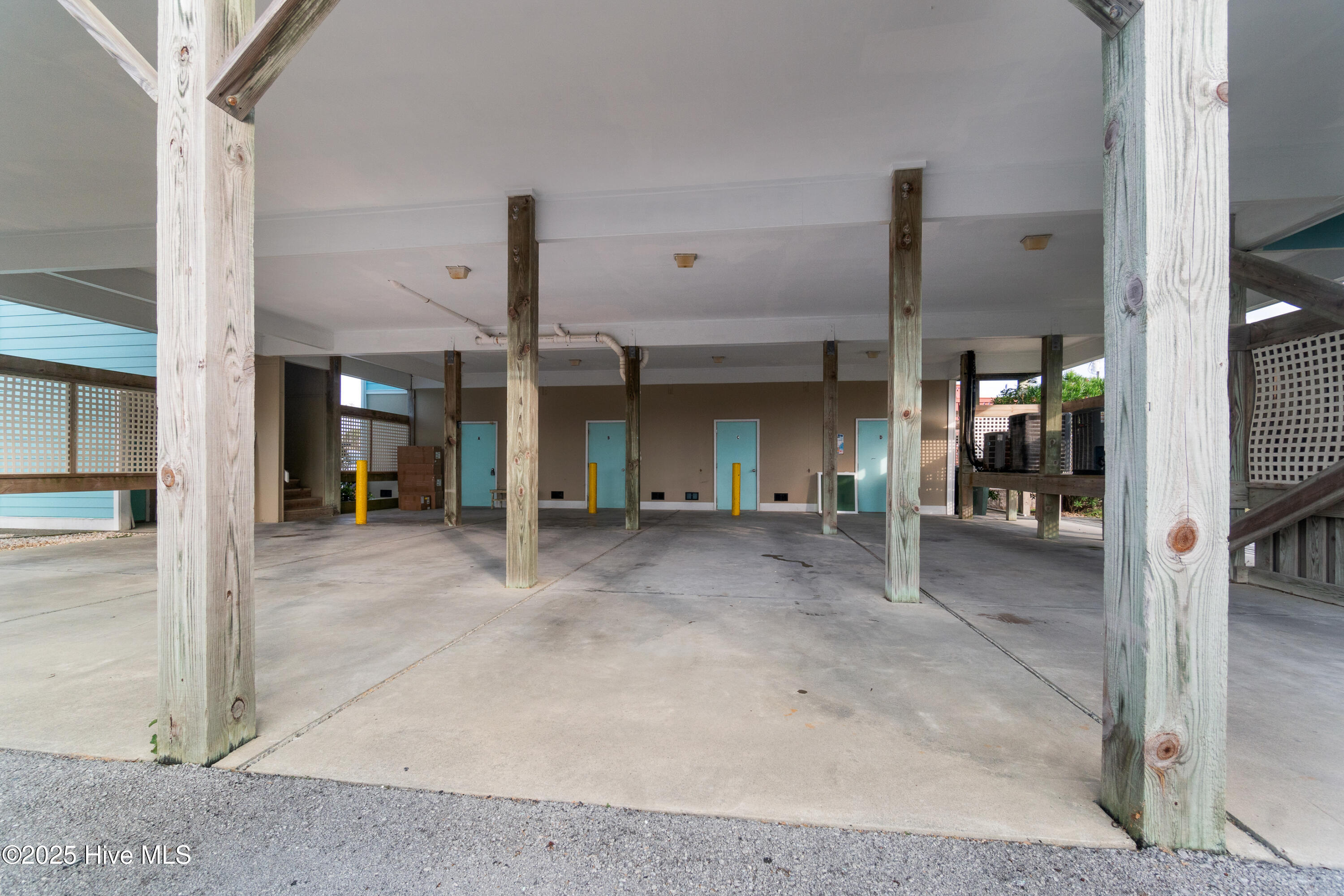 105 Beachwood Drive 1c