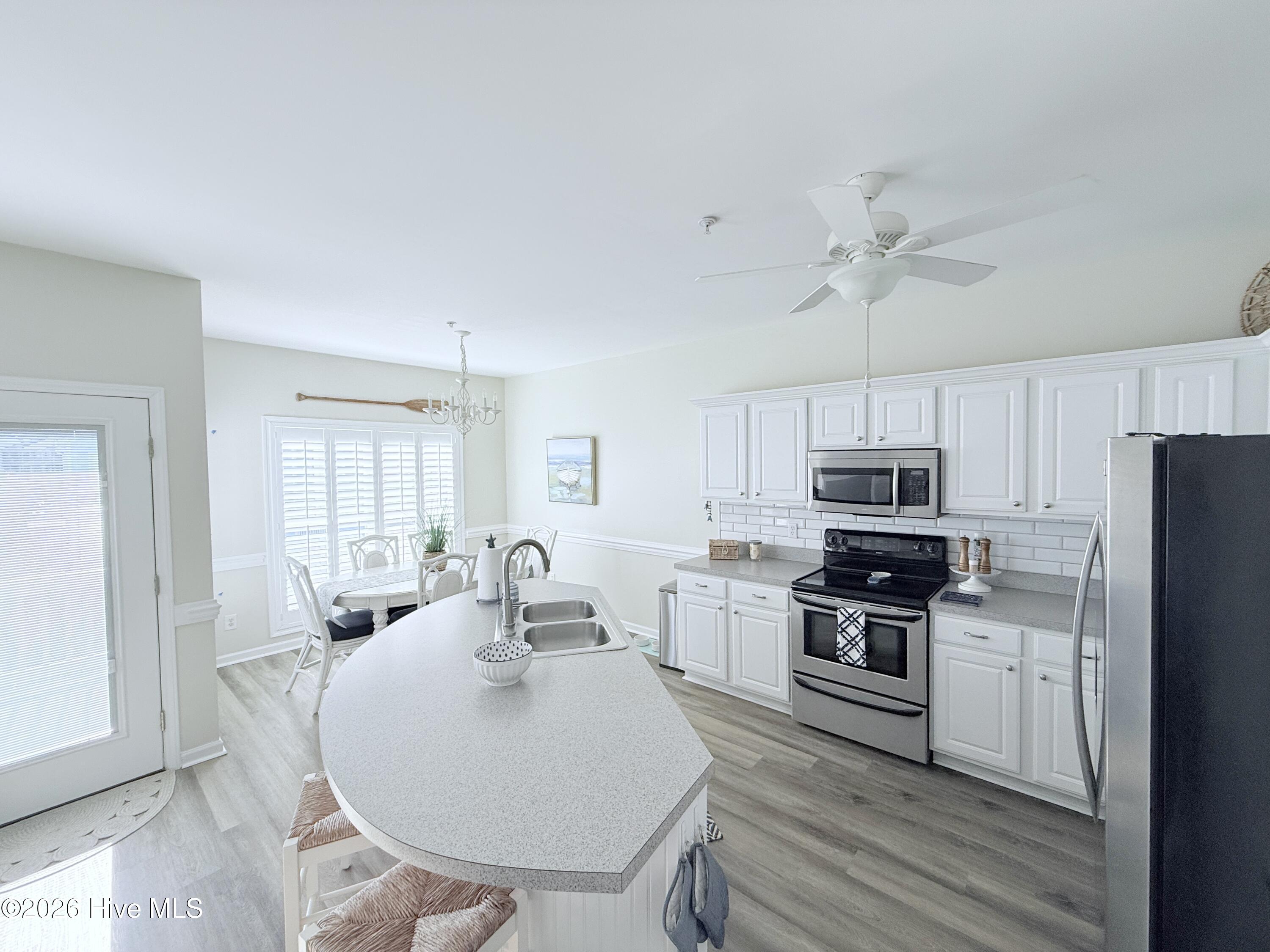 105 Beachwood Drive 1c