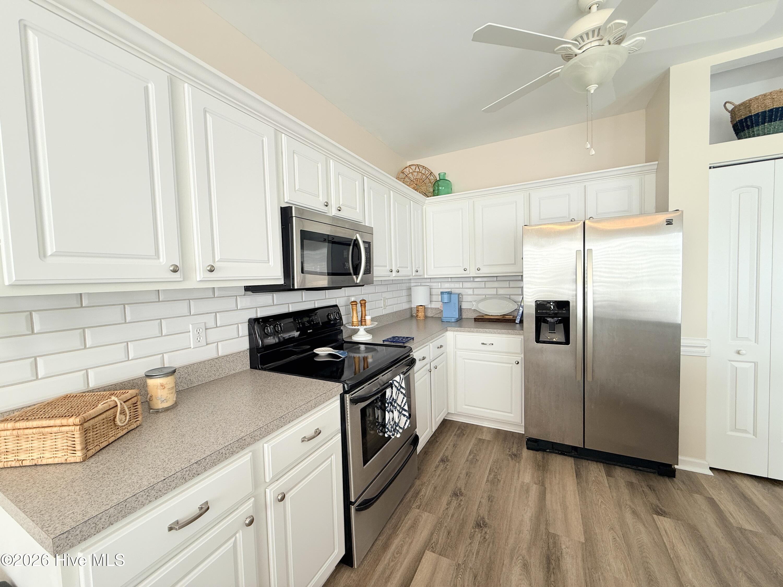 105 Beachwood Drive 1c