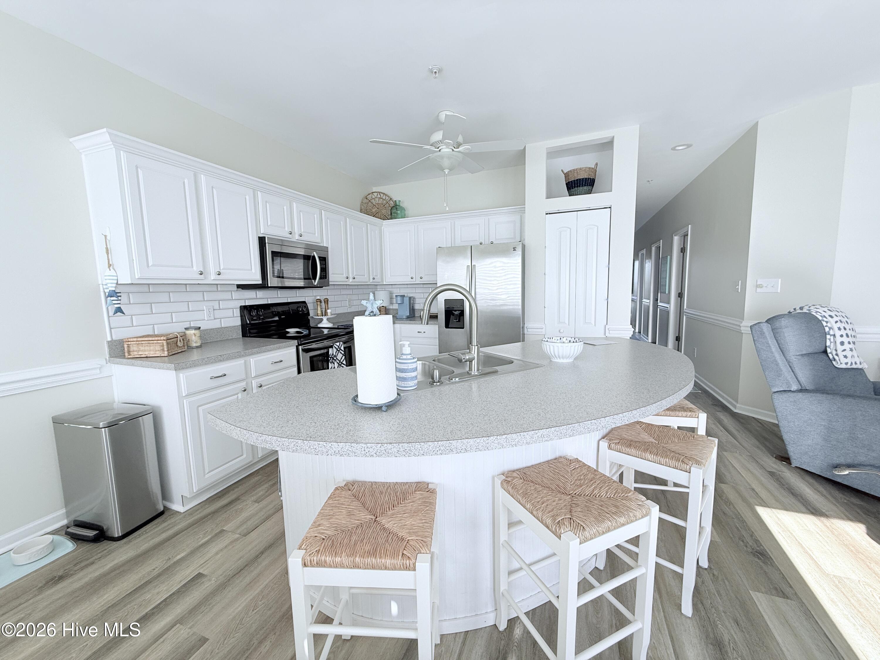 105 Beachwood Drive 1c