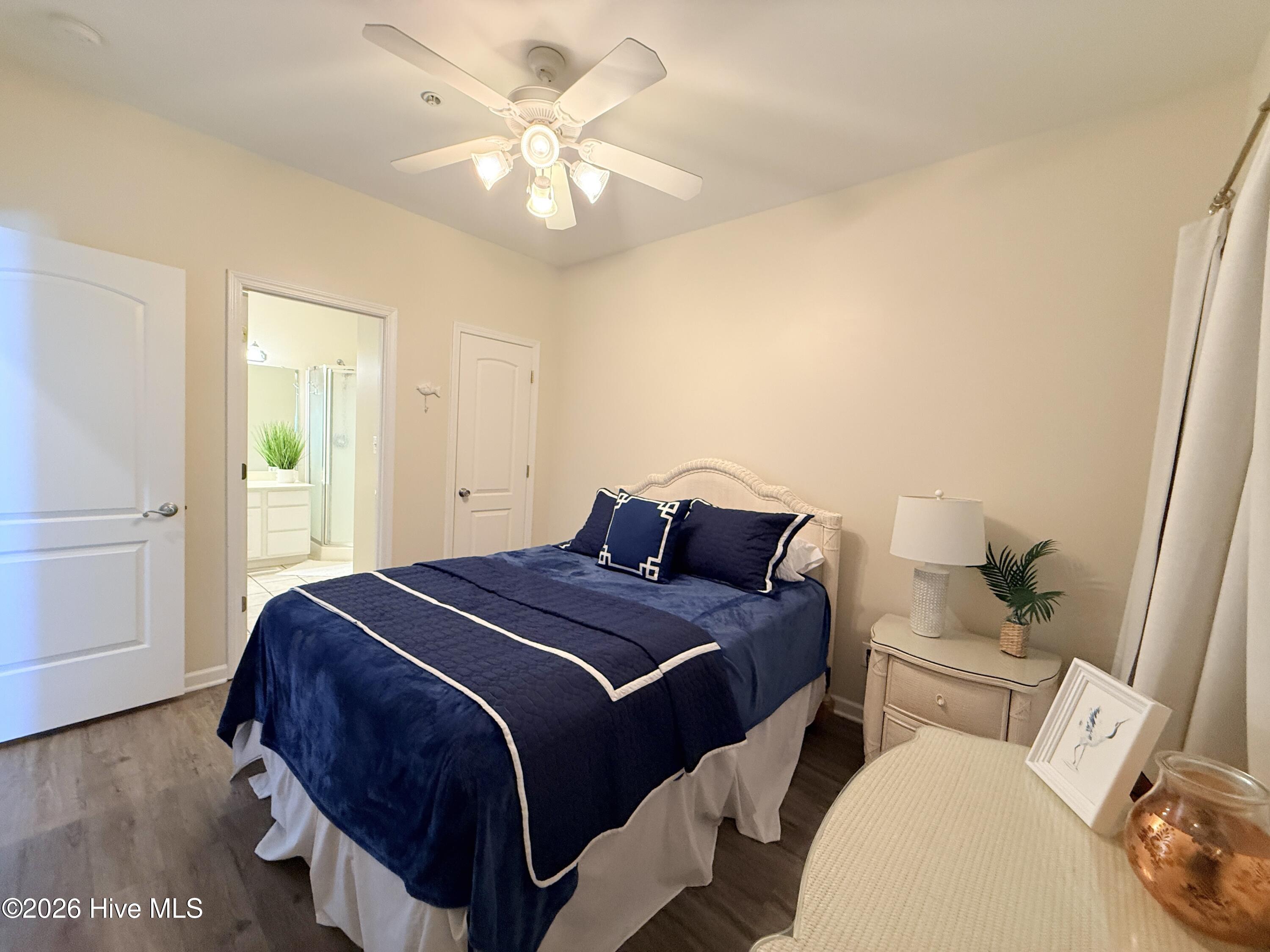 105 Beachwood Drive 1c