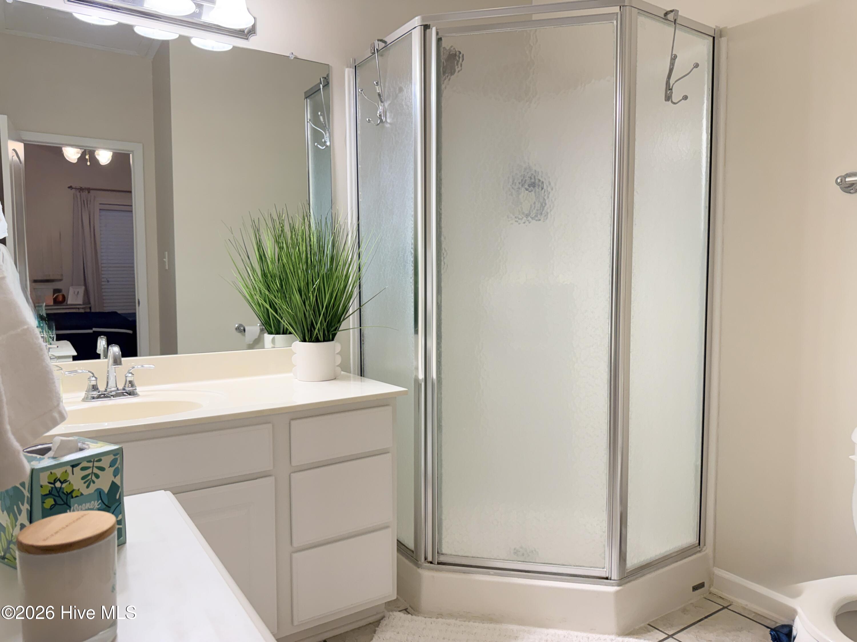 105 Beachwood Drive 1c