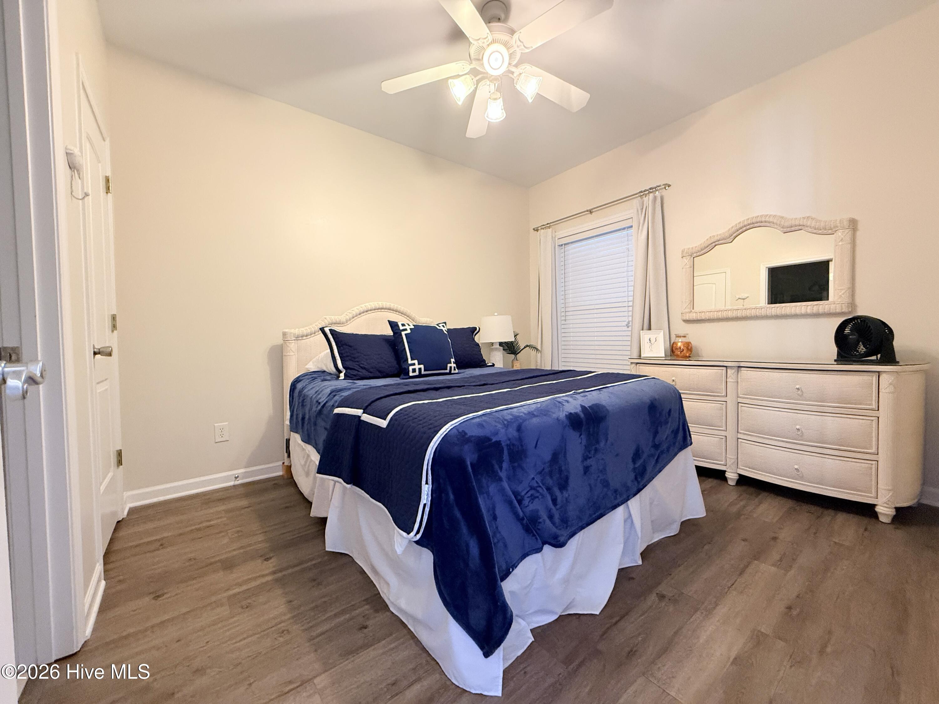 105 Beachwood Drive 1c