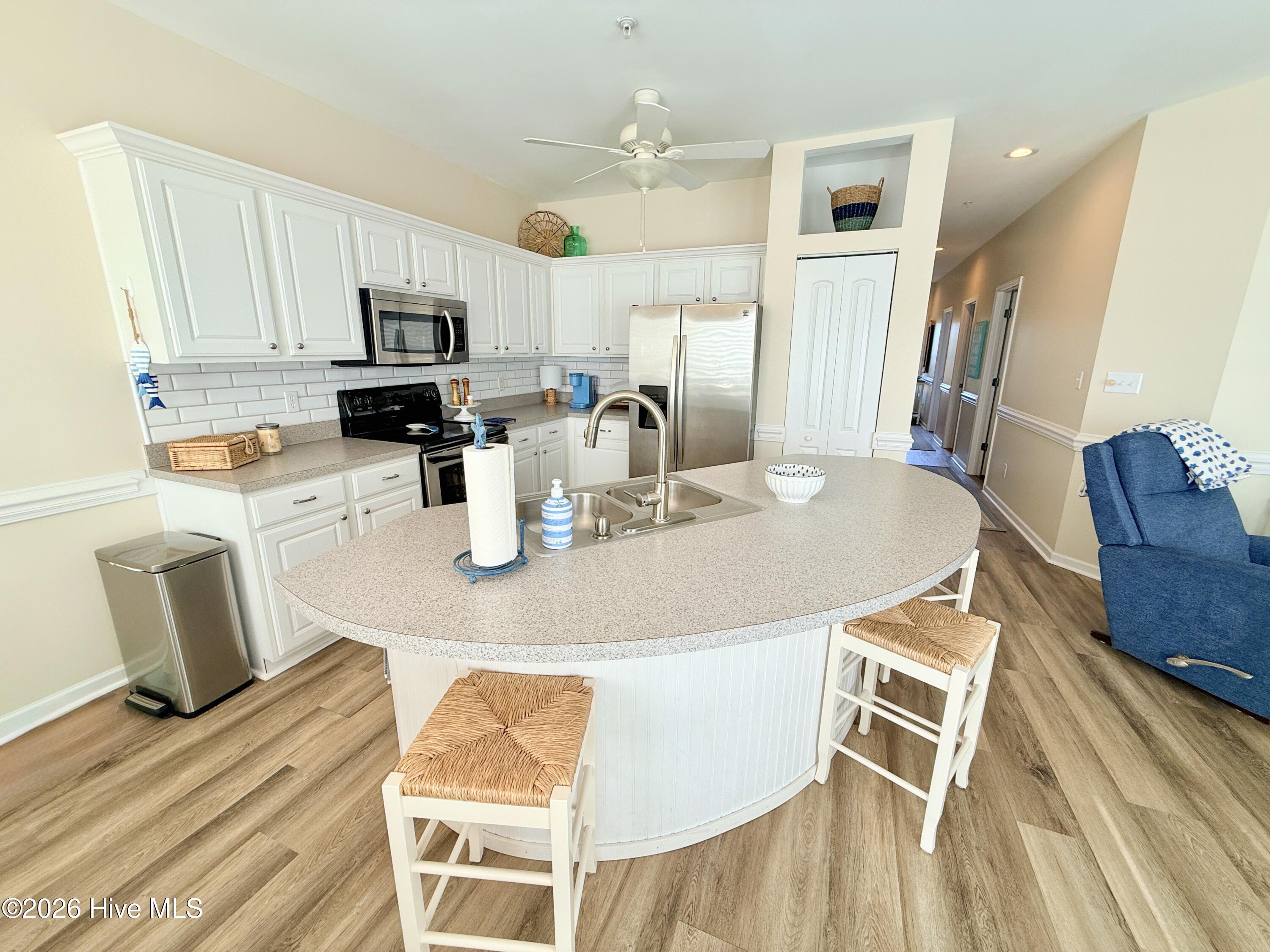 105 Beachwood Drive 1c