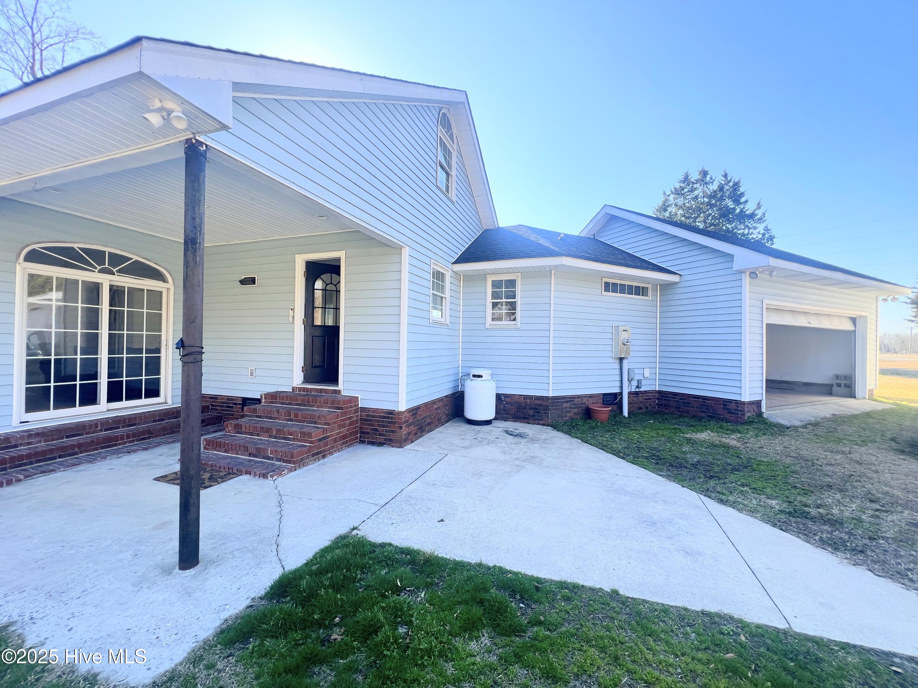 220 Stroud Road
