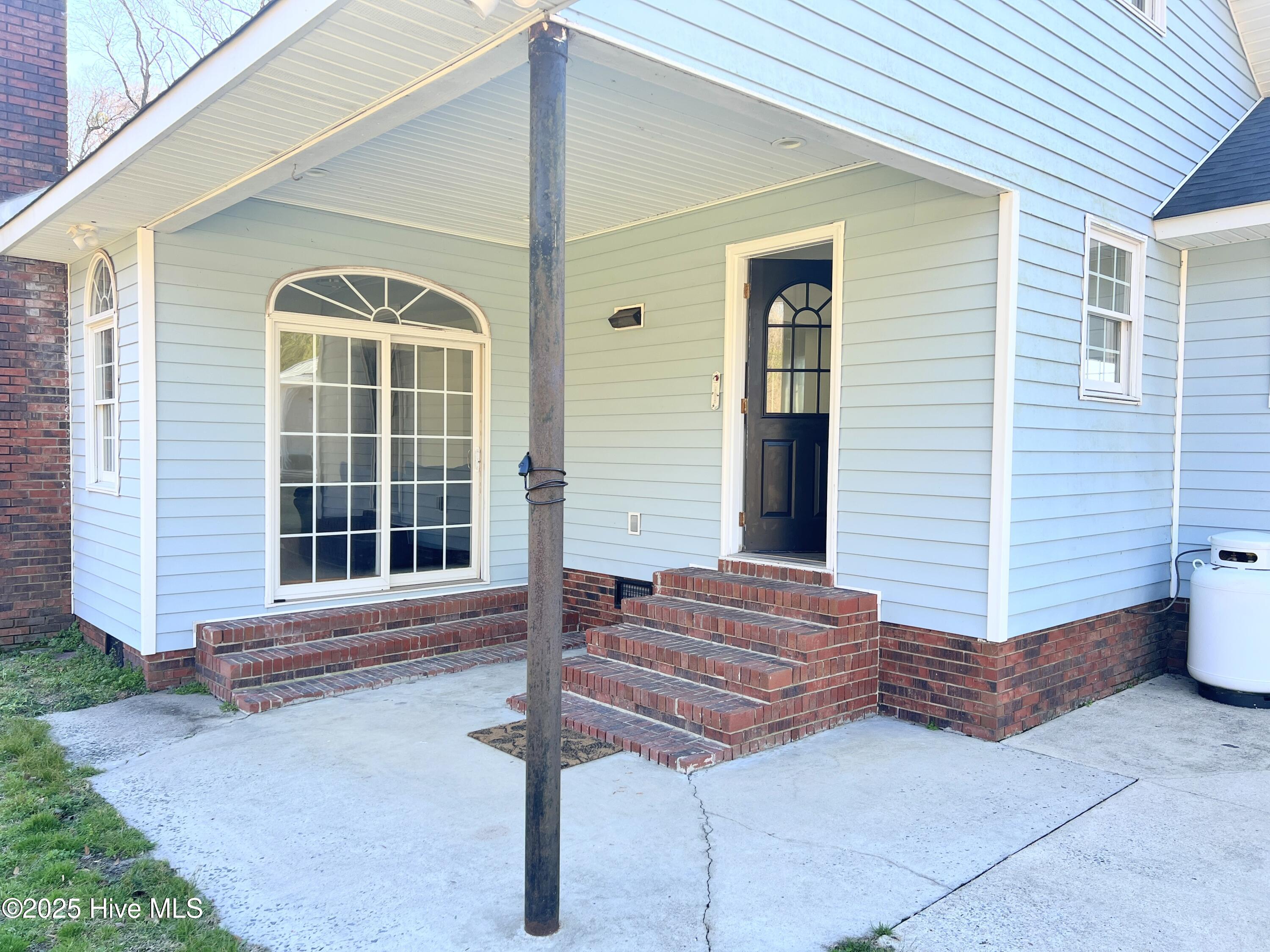 220 Stroud Road