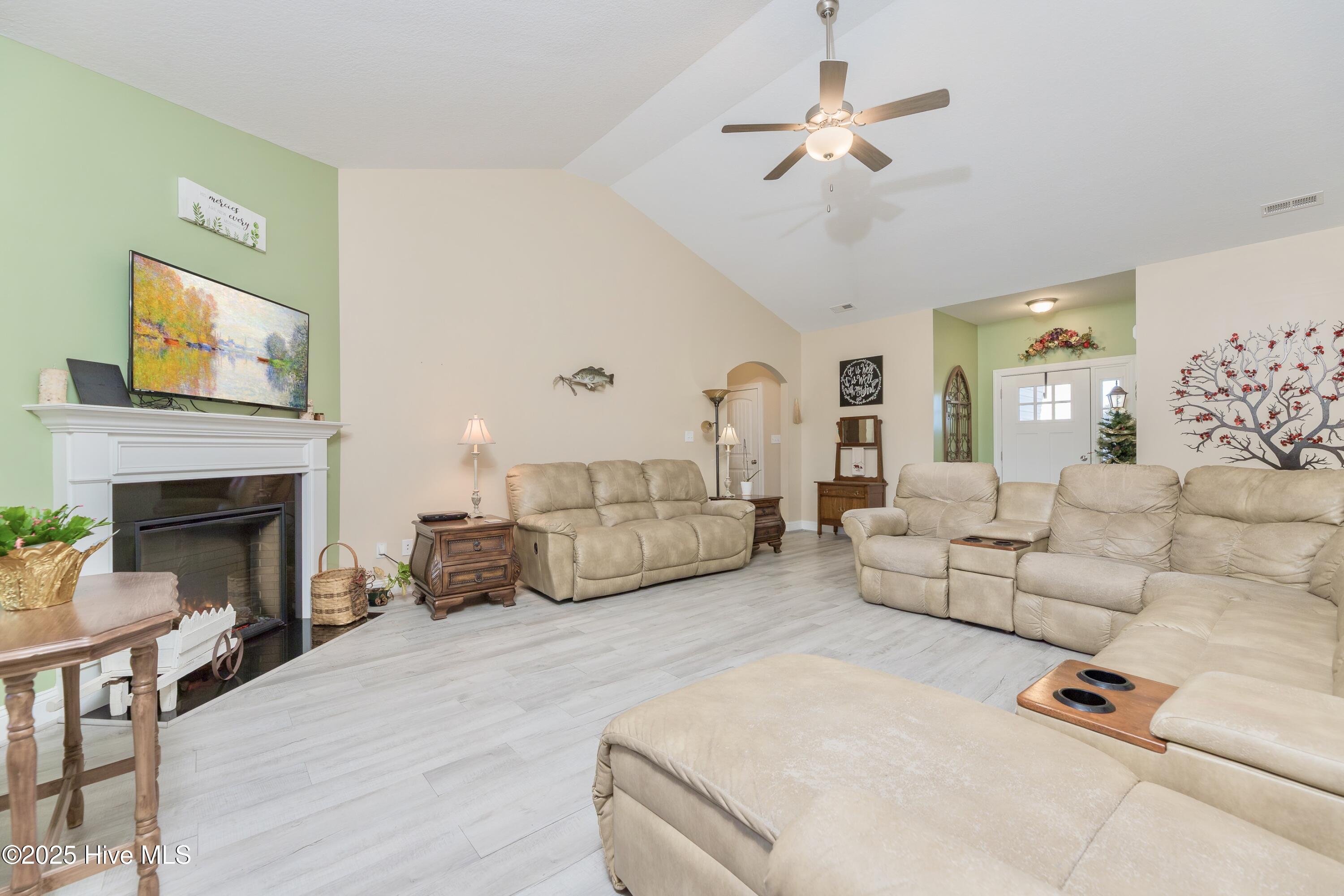 127 Village Creek Drive