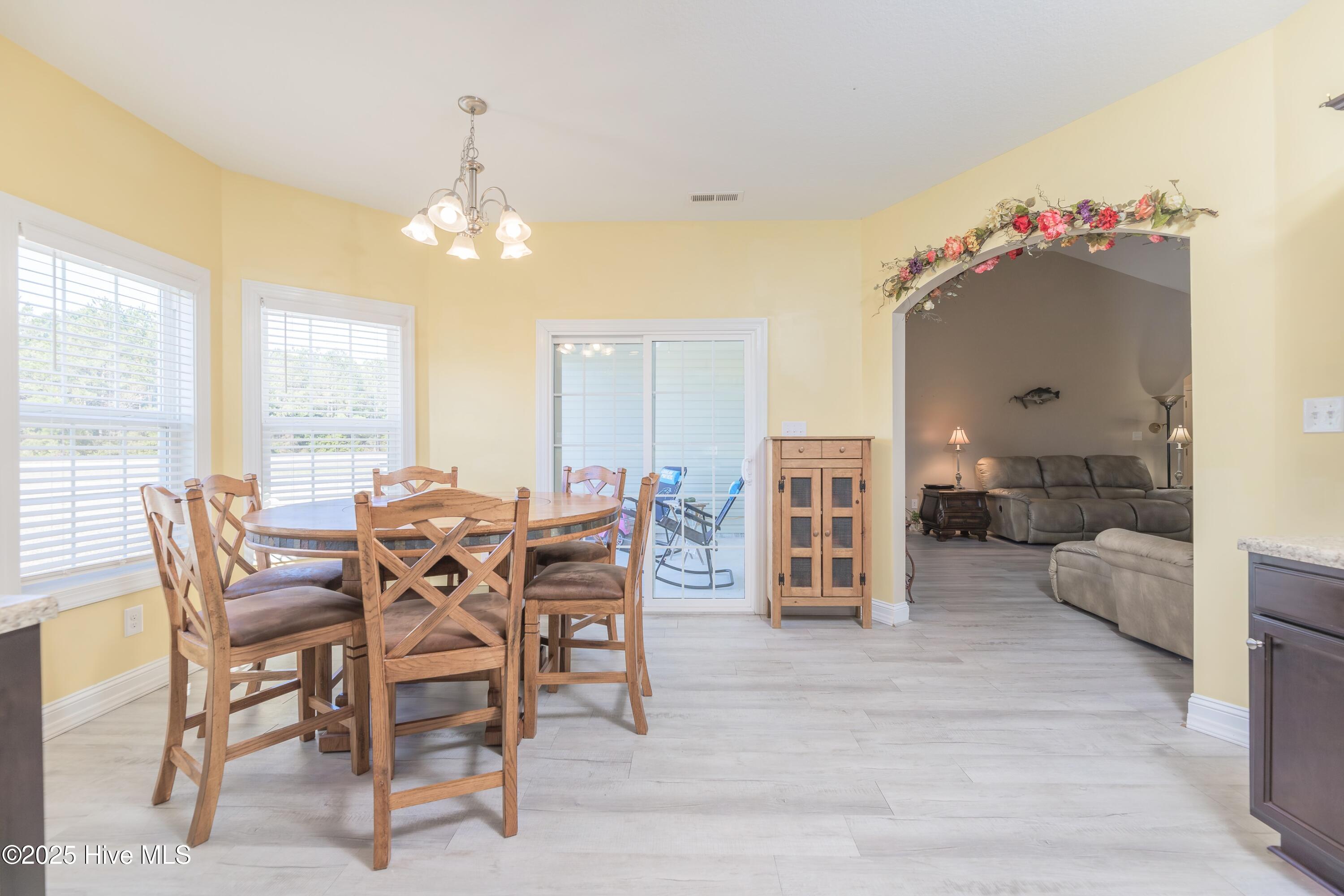 127 Village Creek Drive