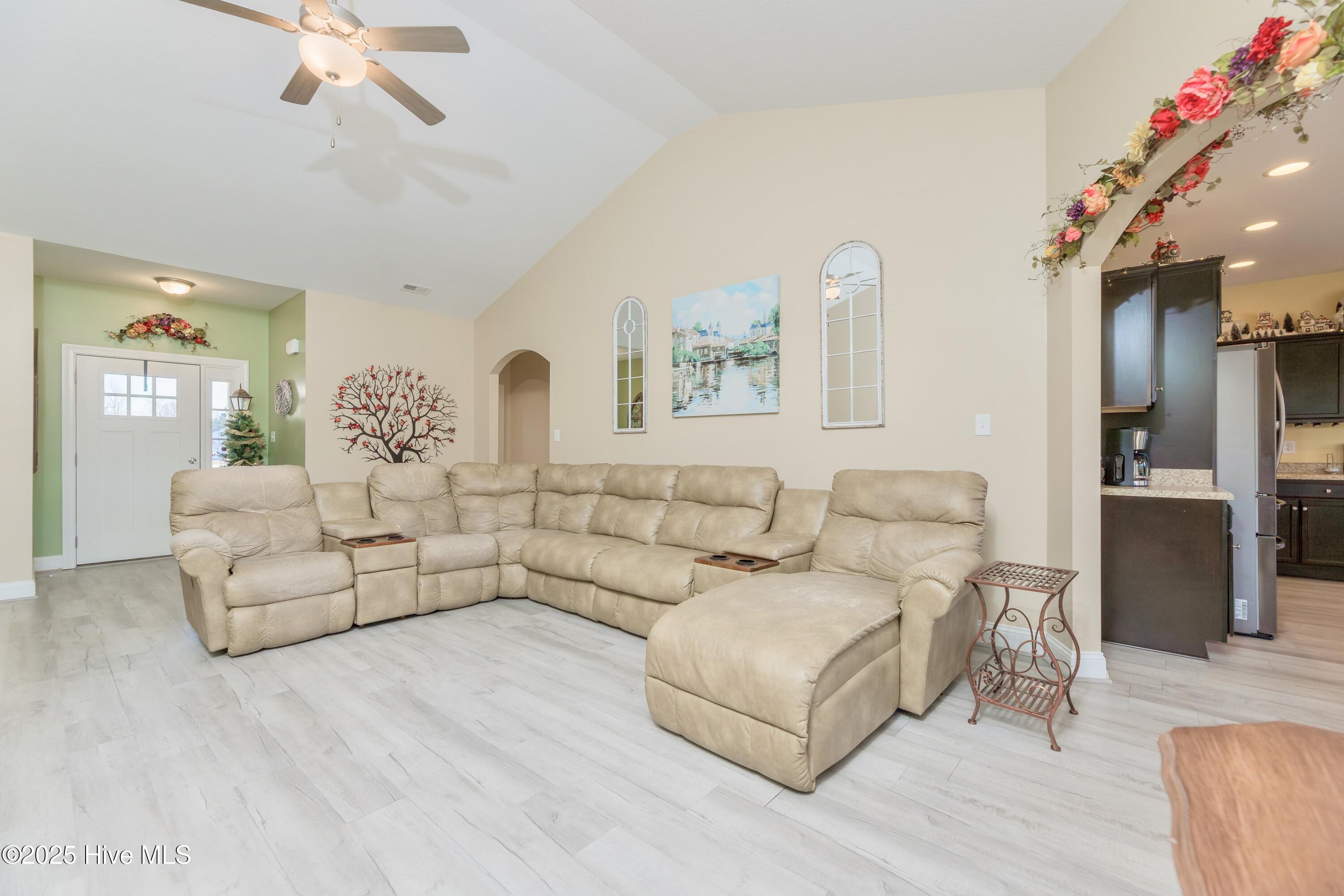 127 Village Creek Drive