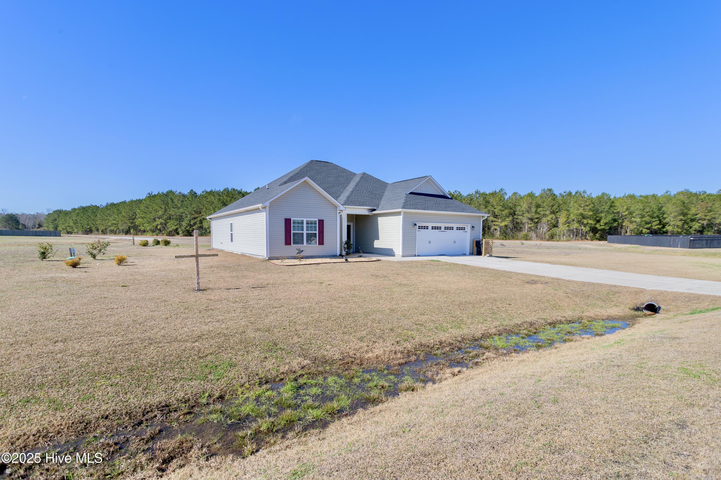 127 Village Creek Drive