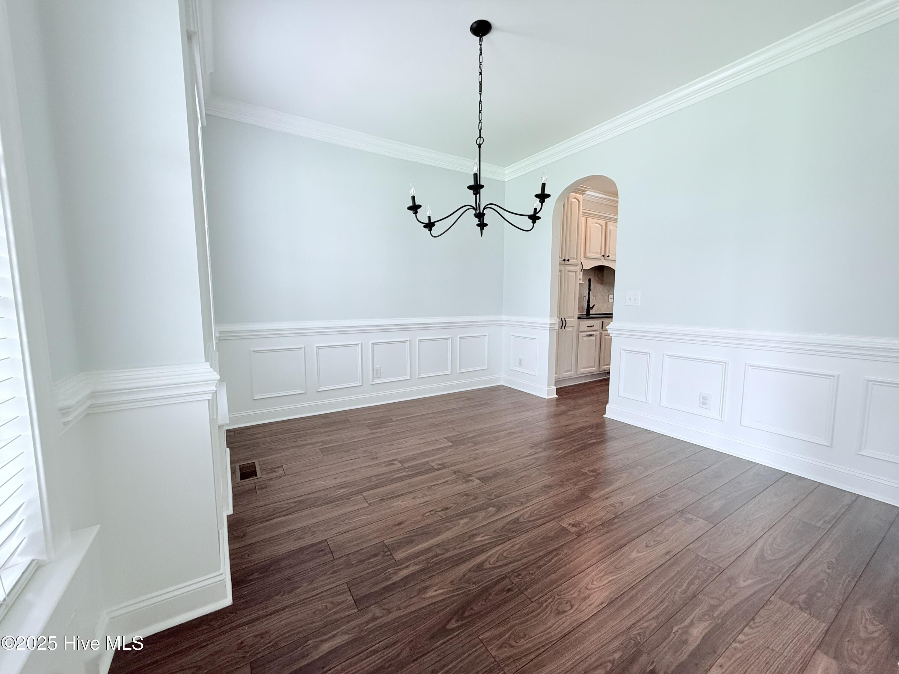 2203 Franklin Drive