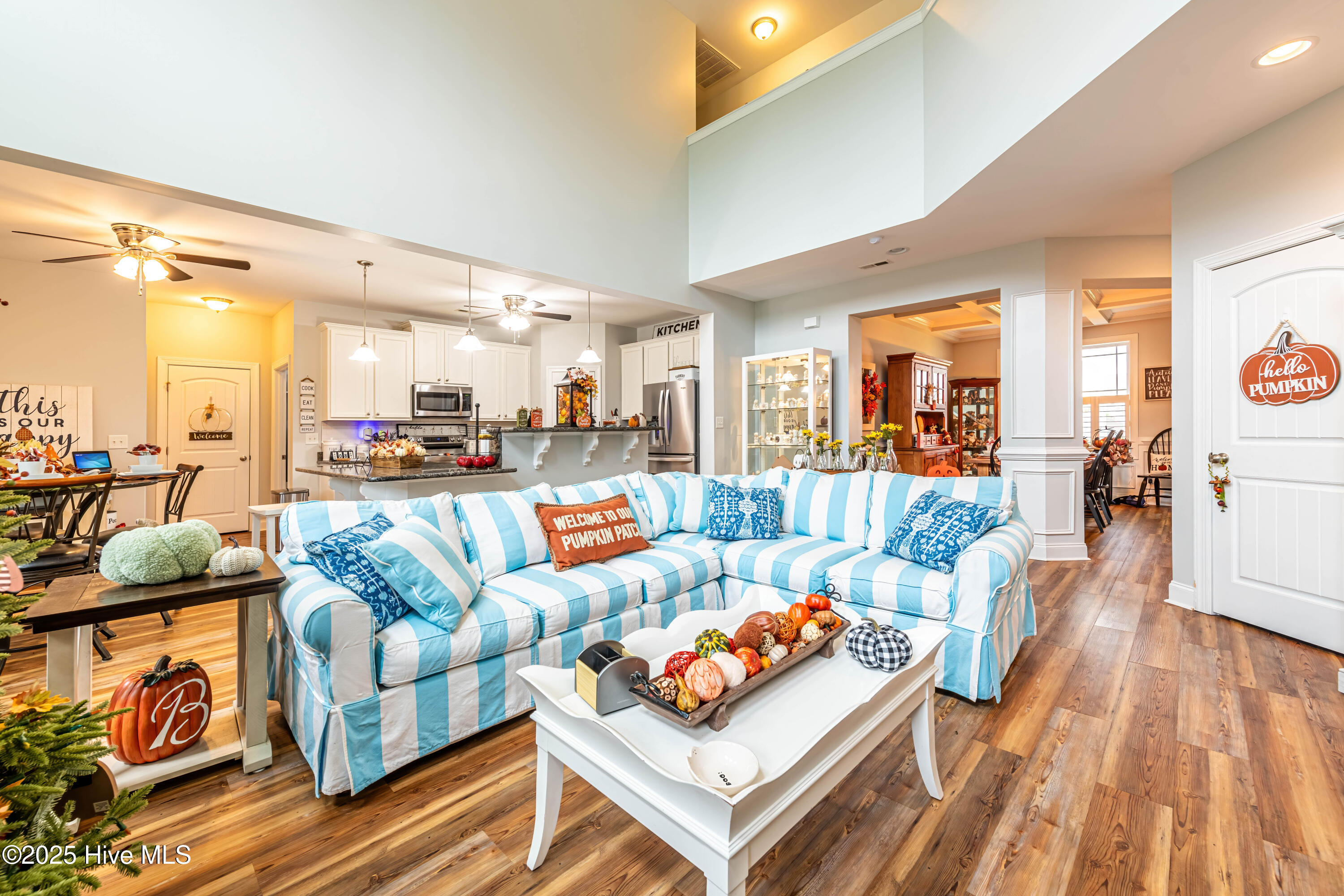 311 Catamaran Road