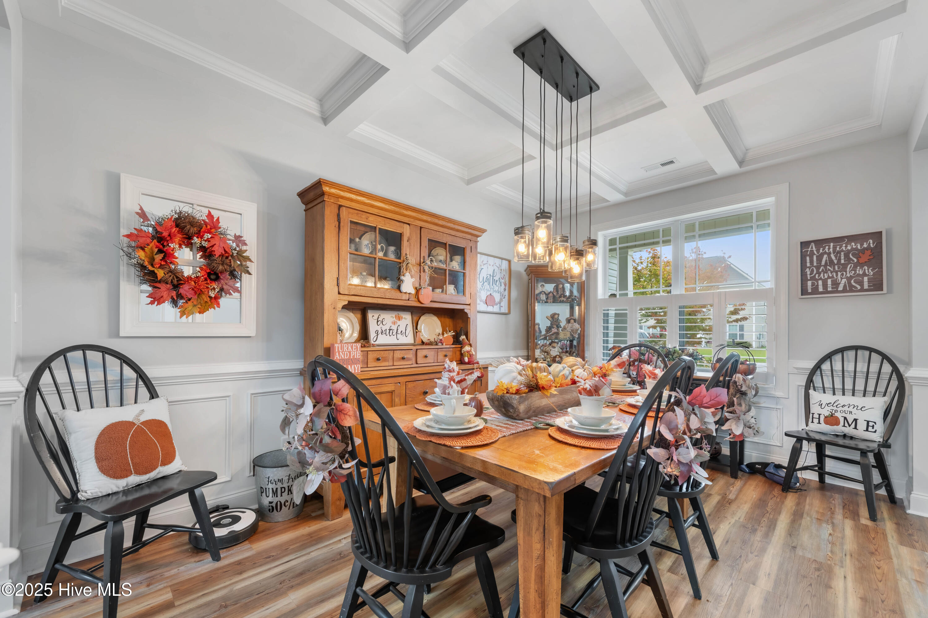 311 Catamaran Road