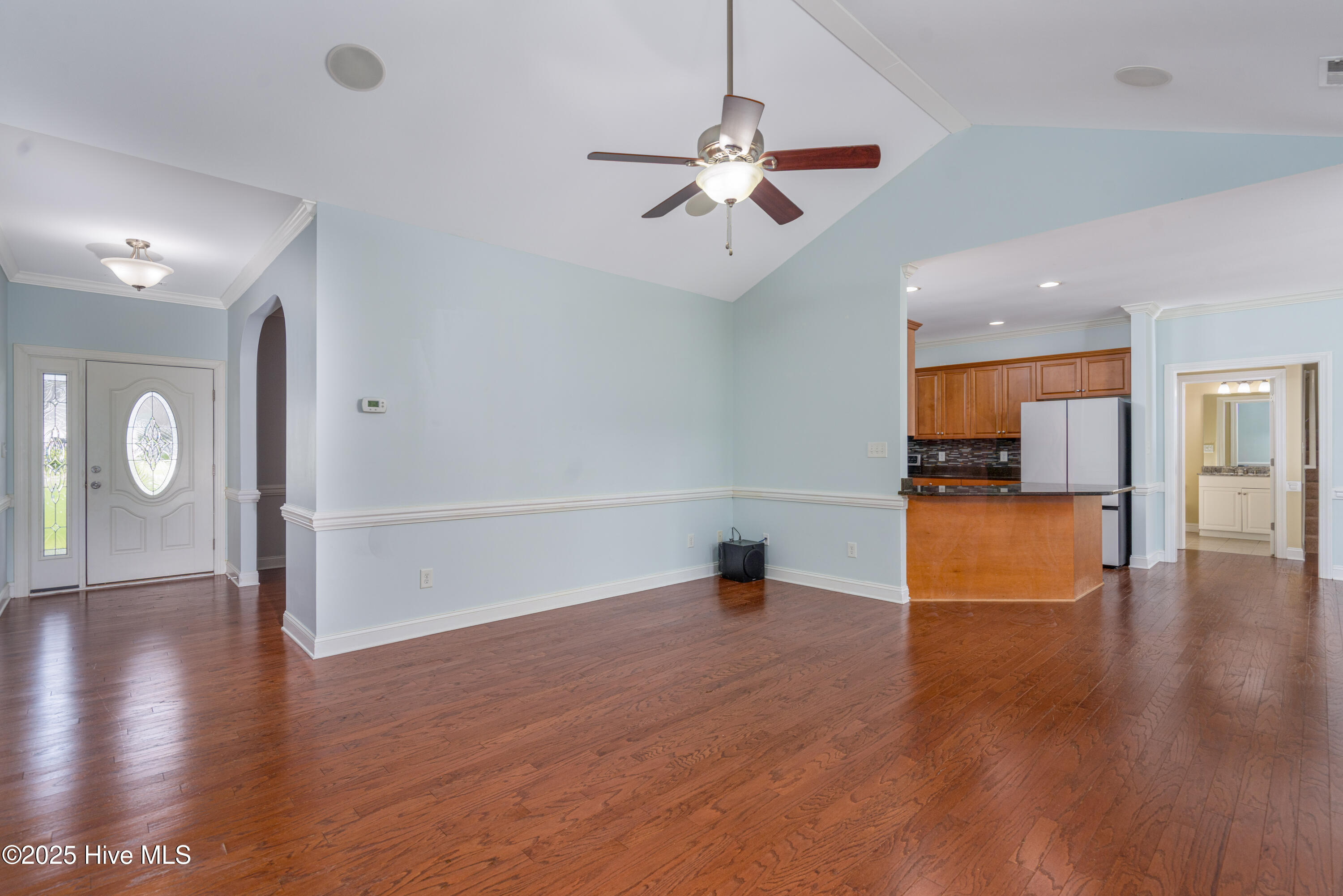 303 Angelfish Court
