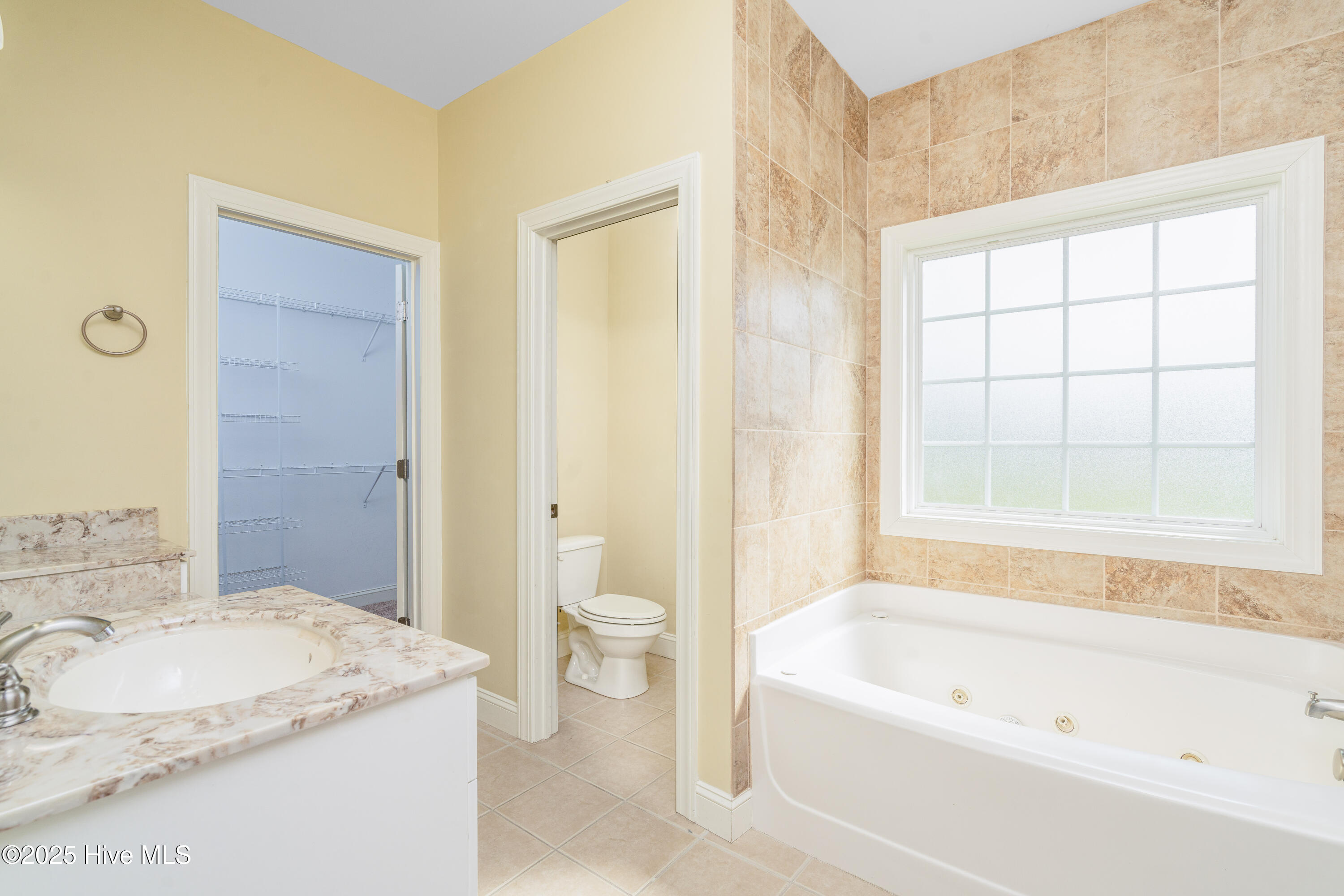 303 Angelfish Court