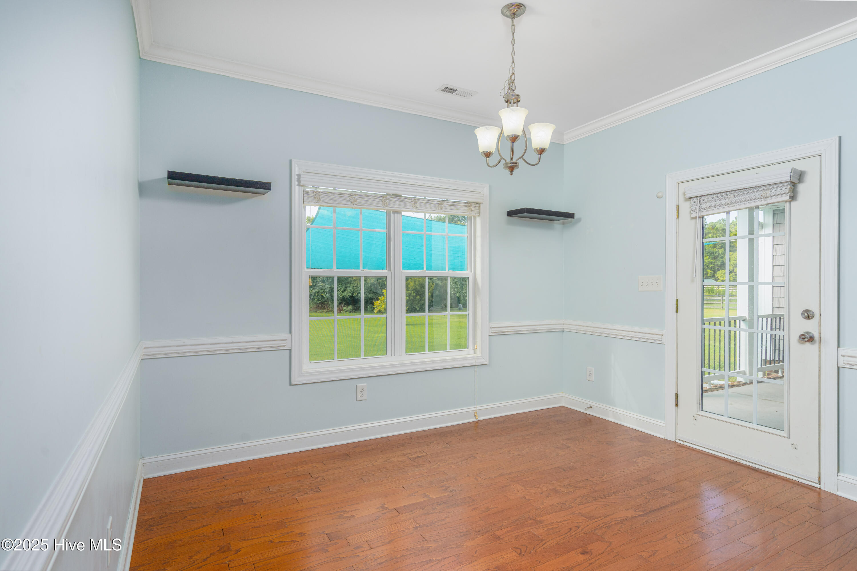 303 Angelfish Court