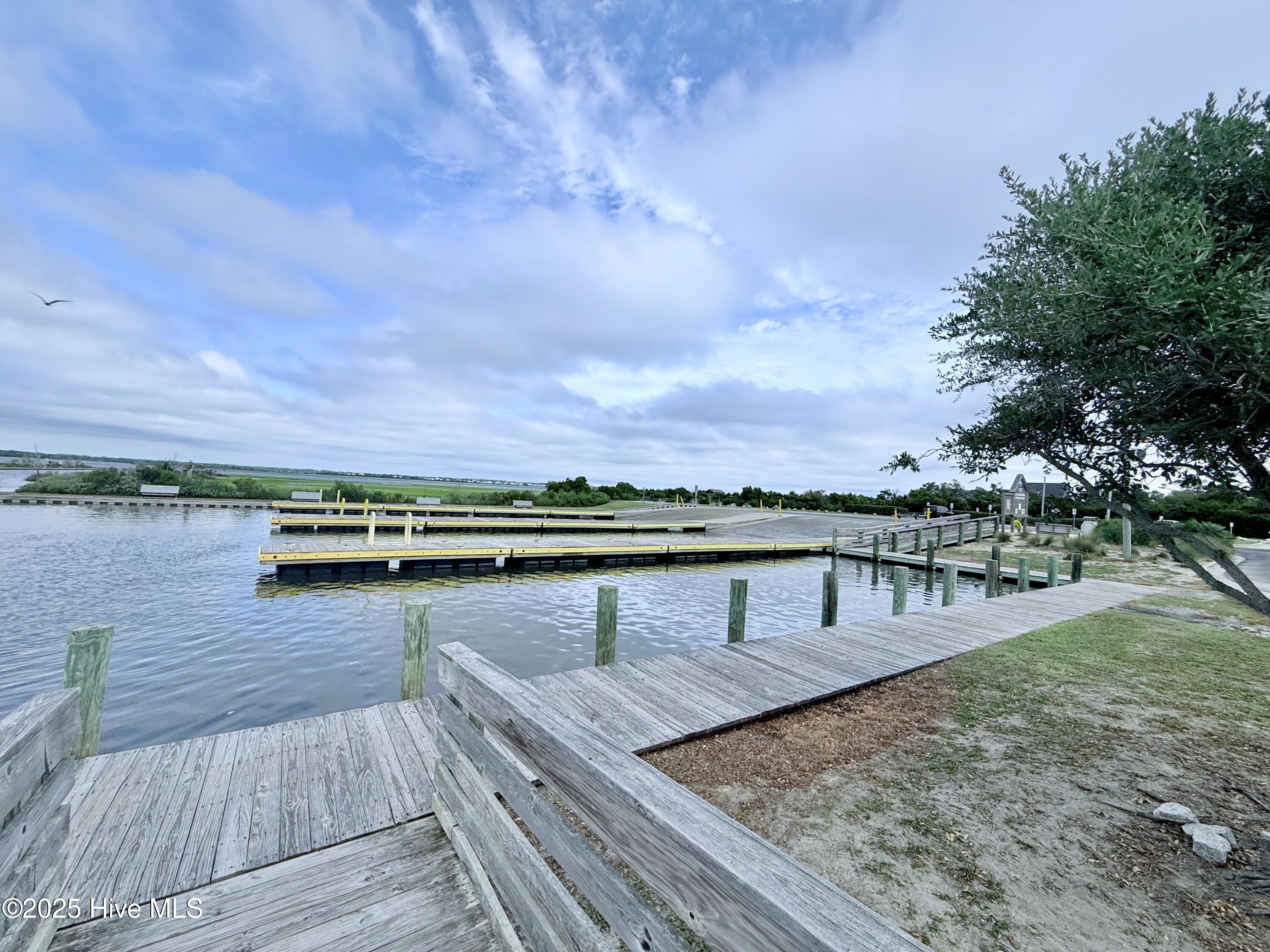 5405 Cedar Tree Lane