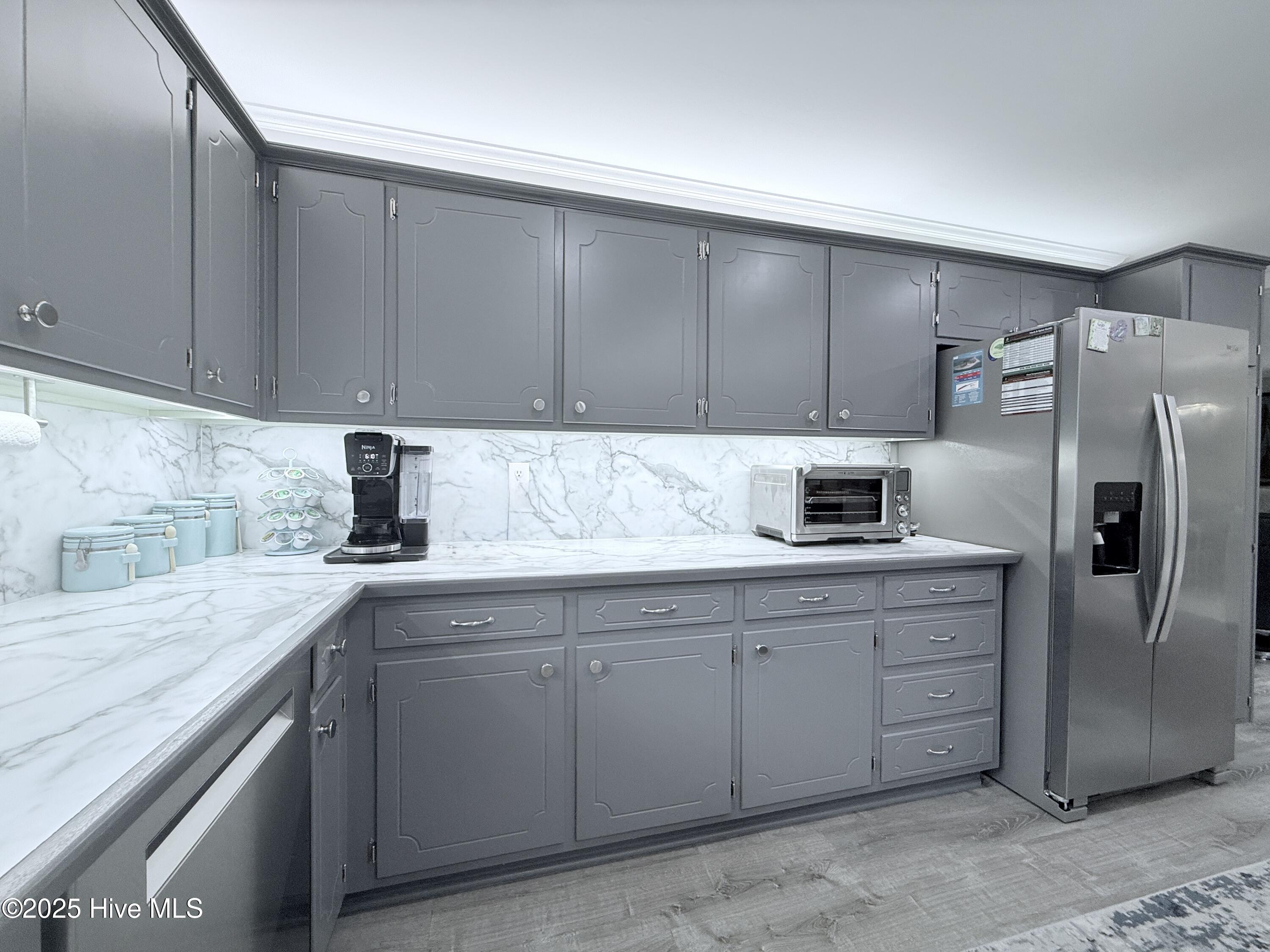 5405 Cedar Tree Lane