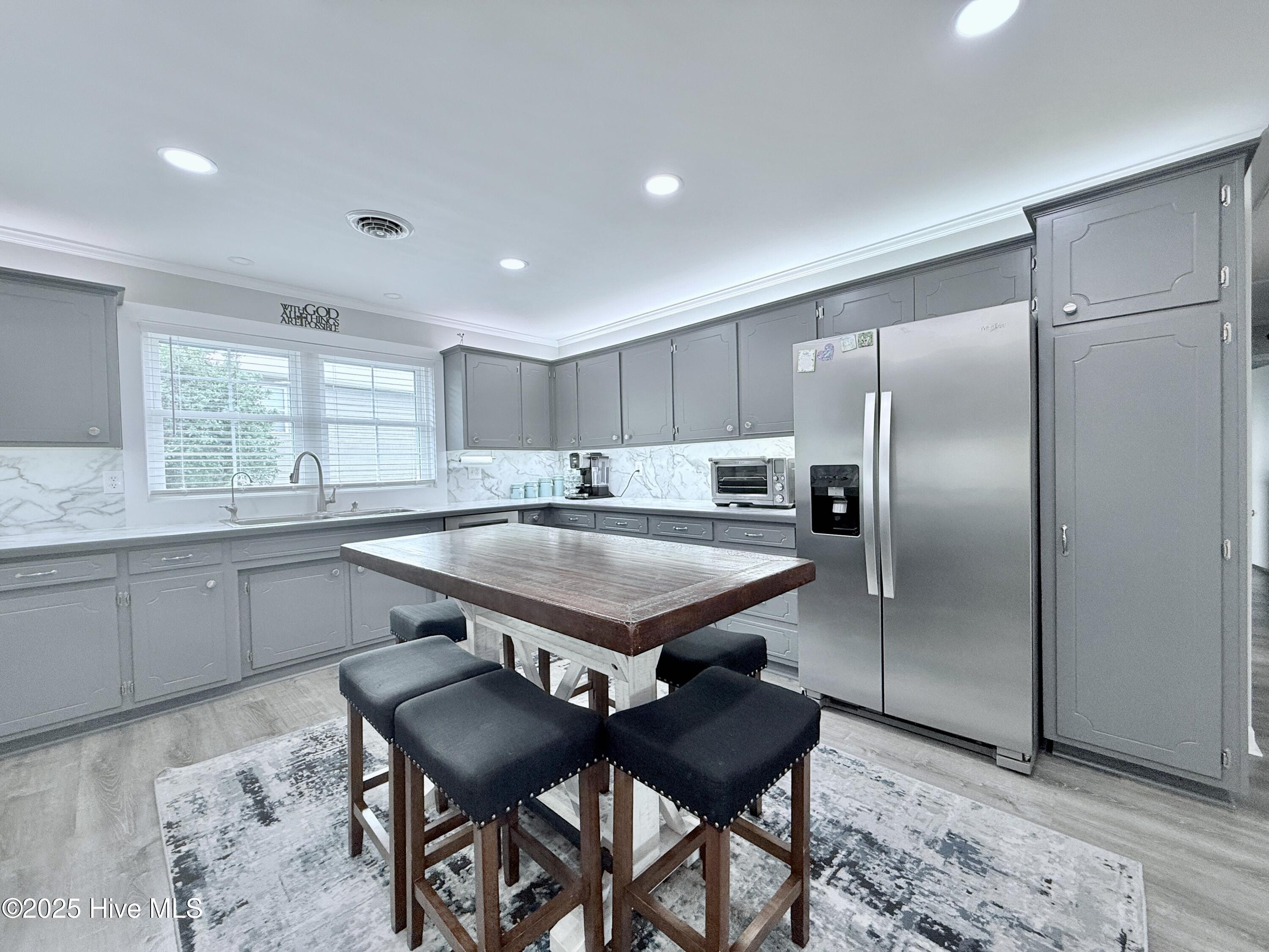 5405 Cedar Tree Lane