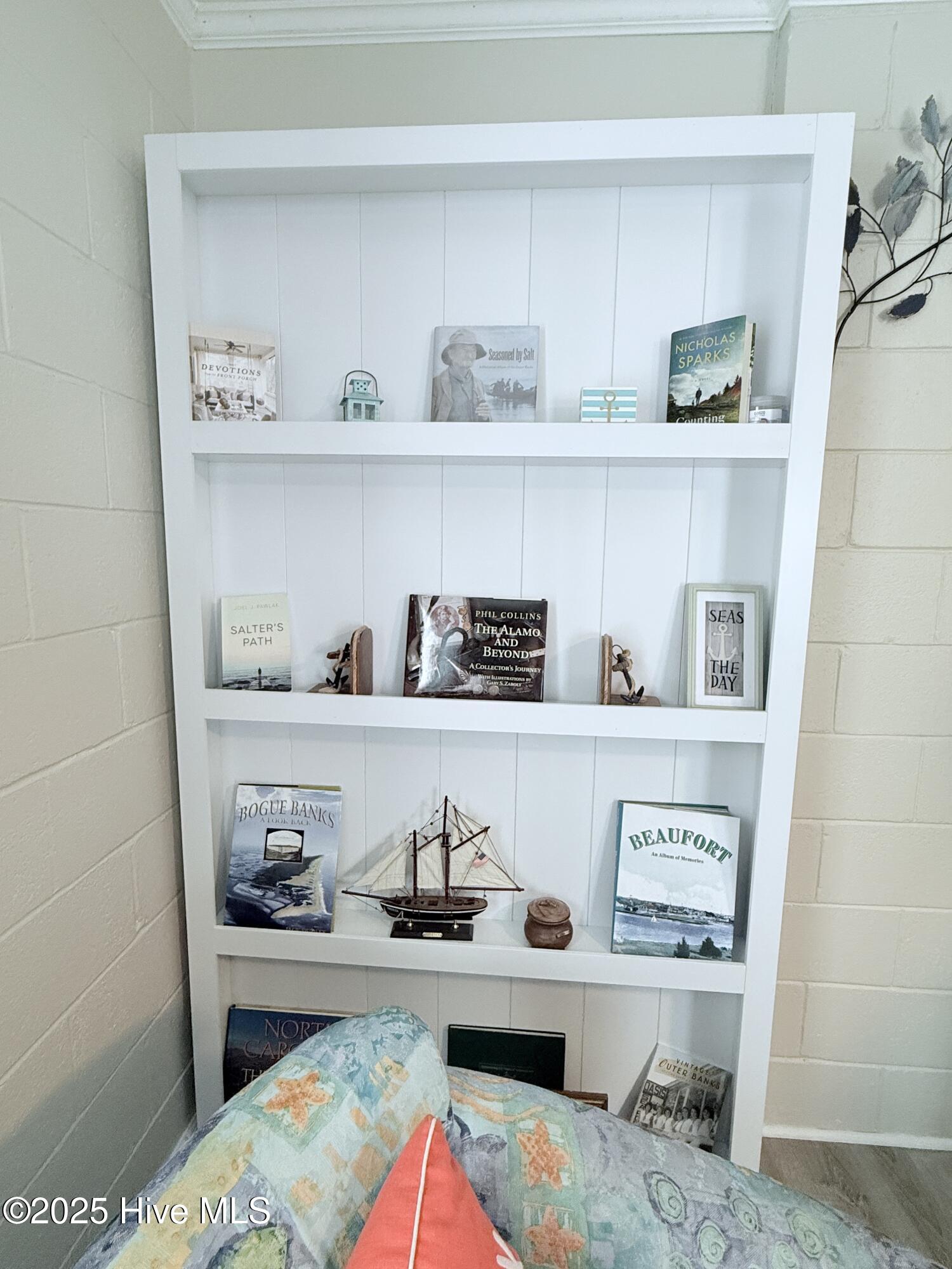 5405 Cedar Tree Lane