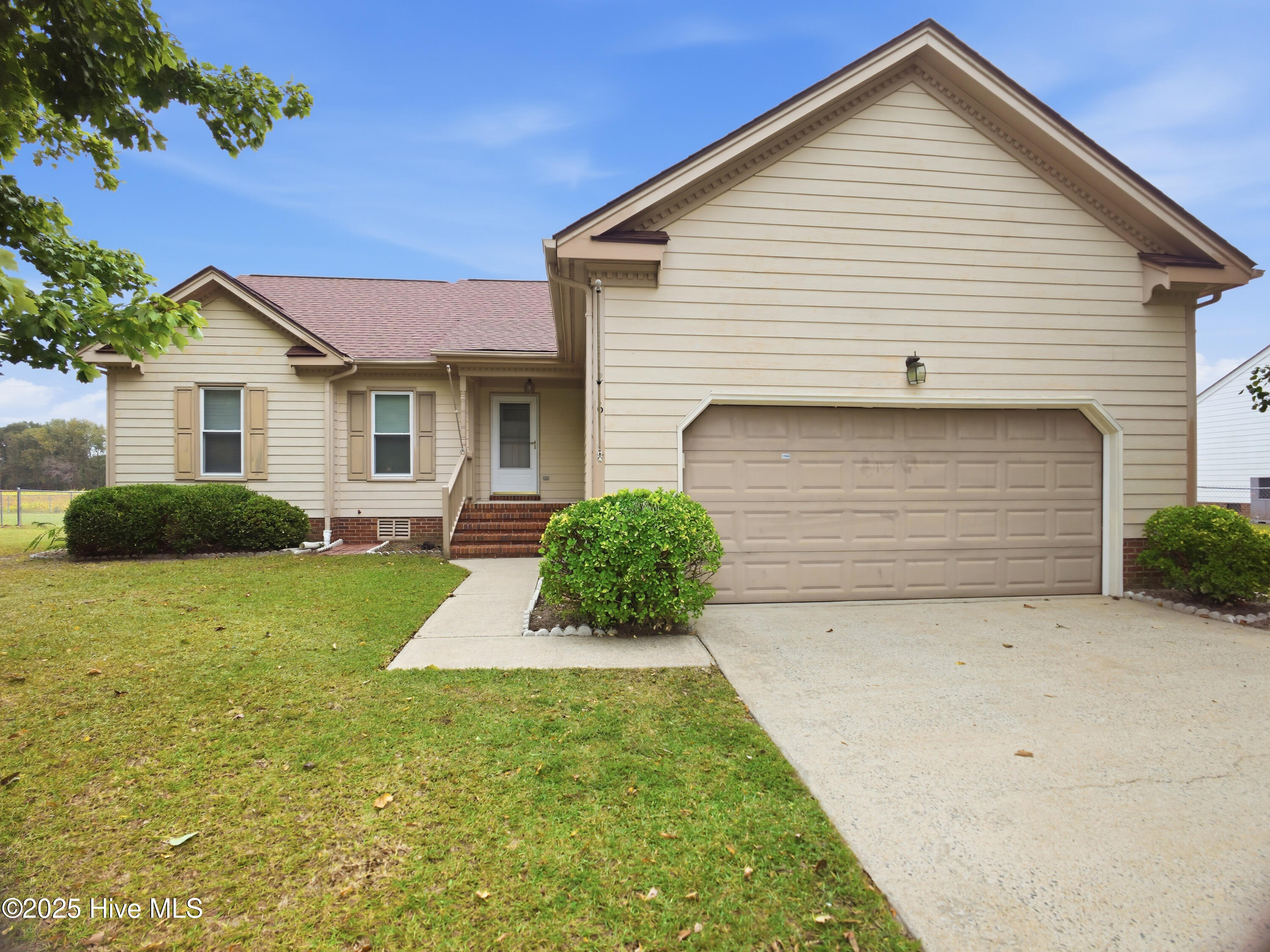 216 Ryan Way