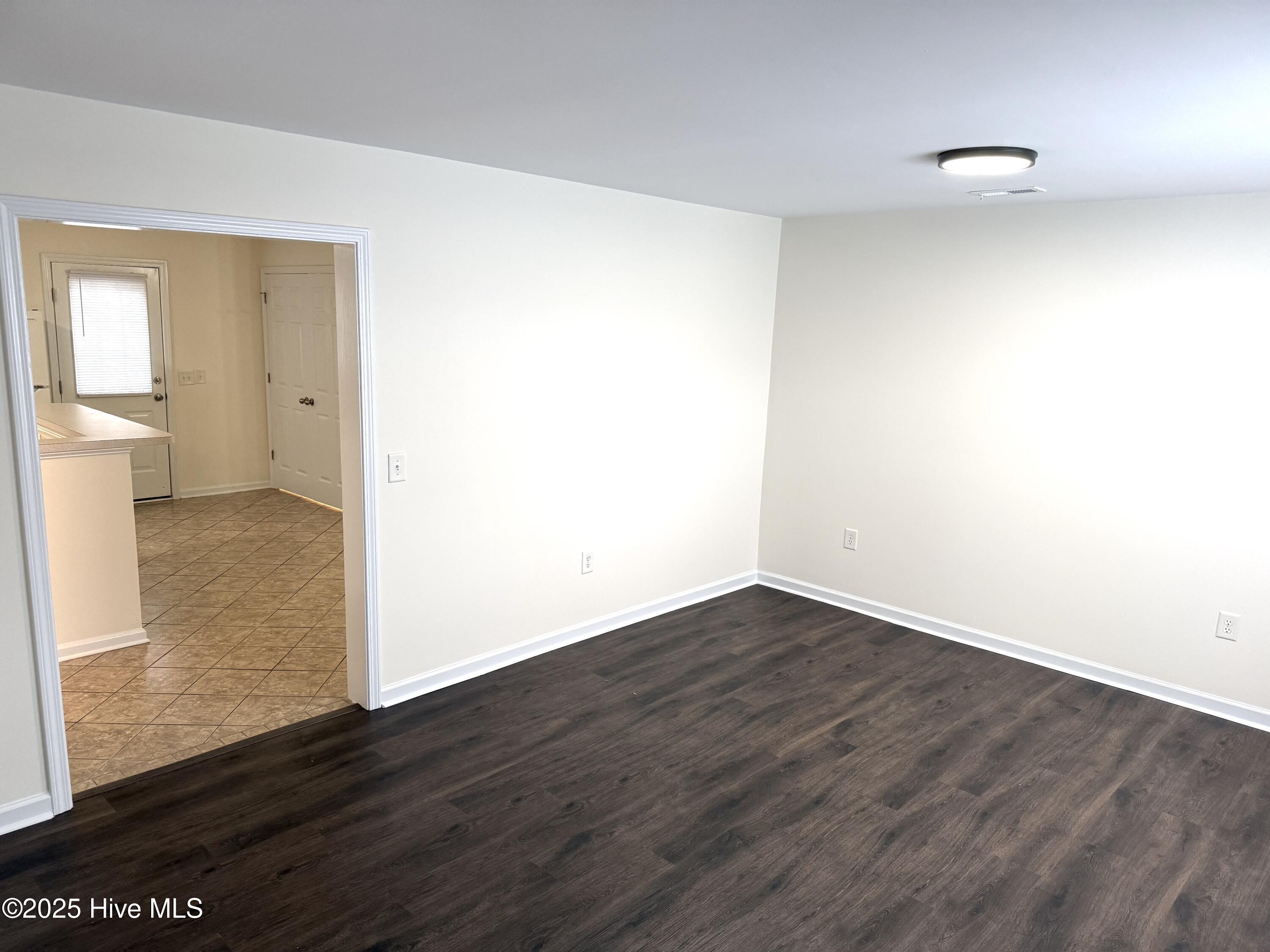 301 Comanche Trail