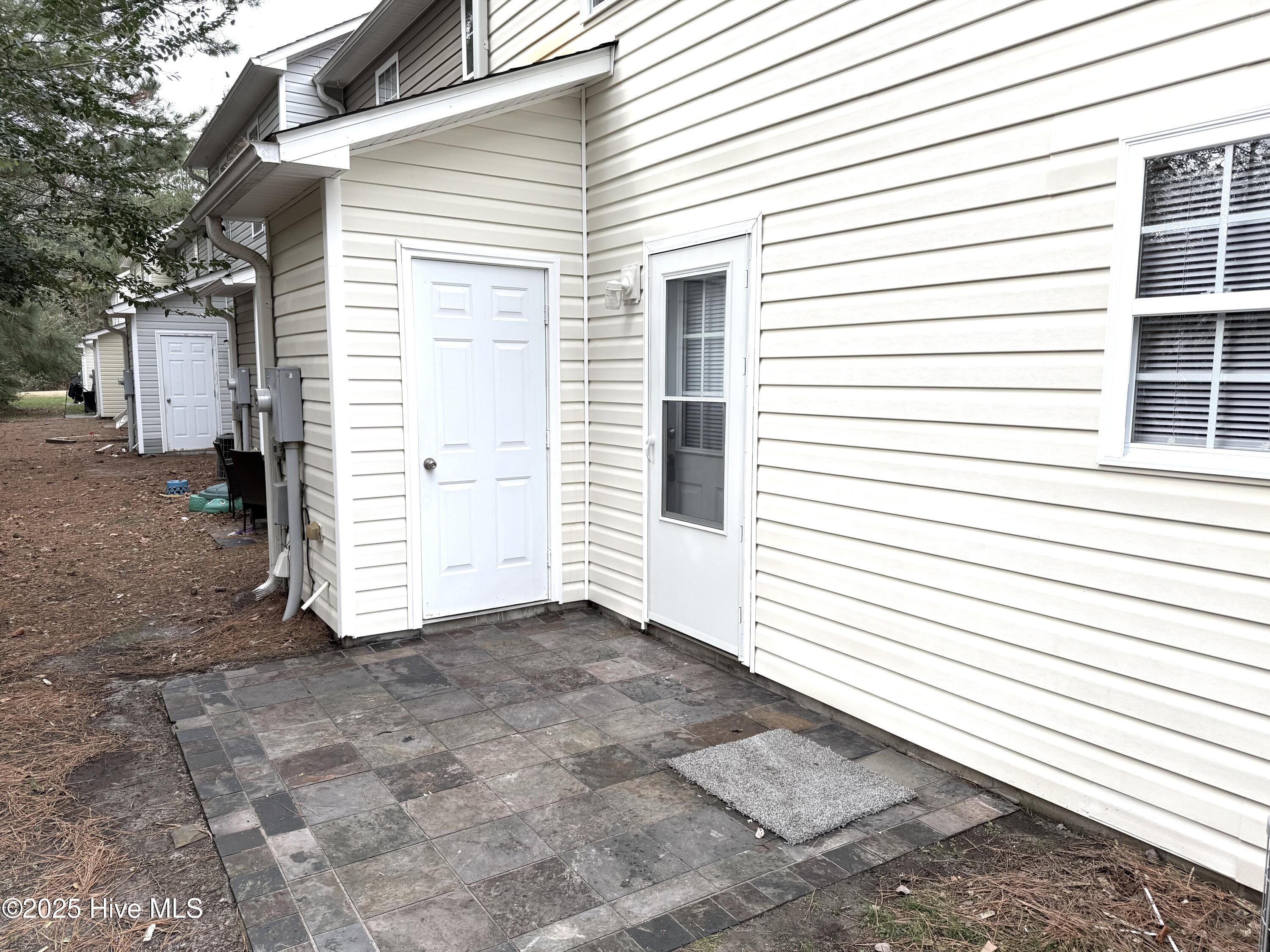 301 Comanche Trail