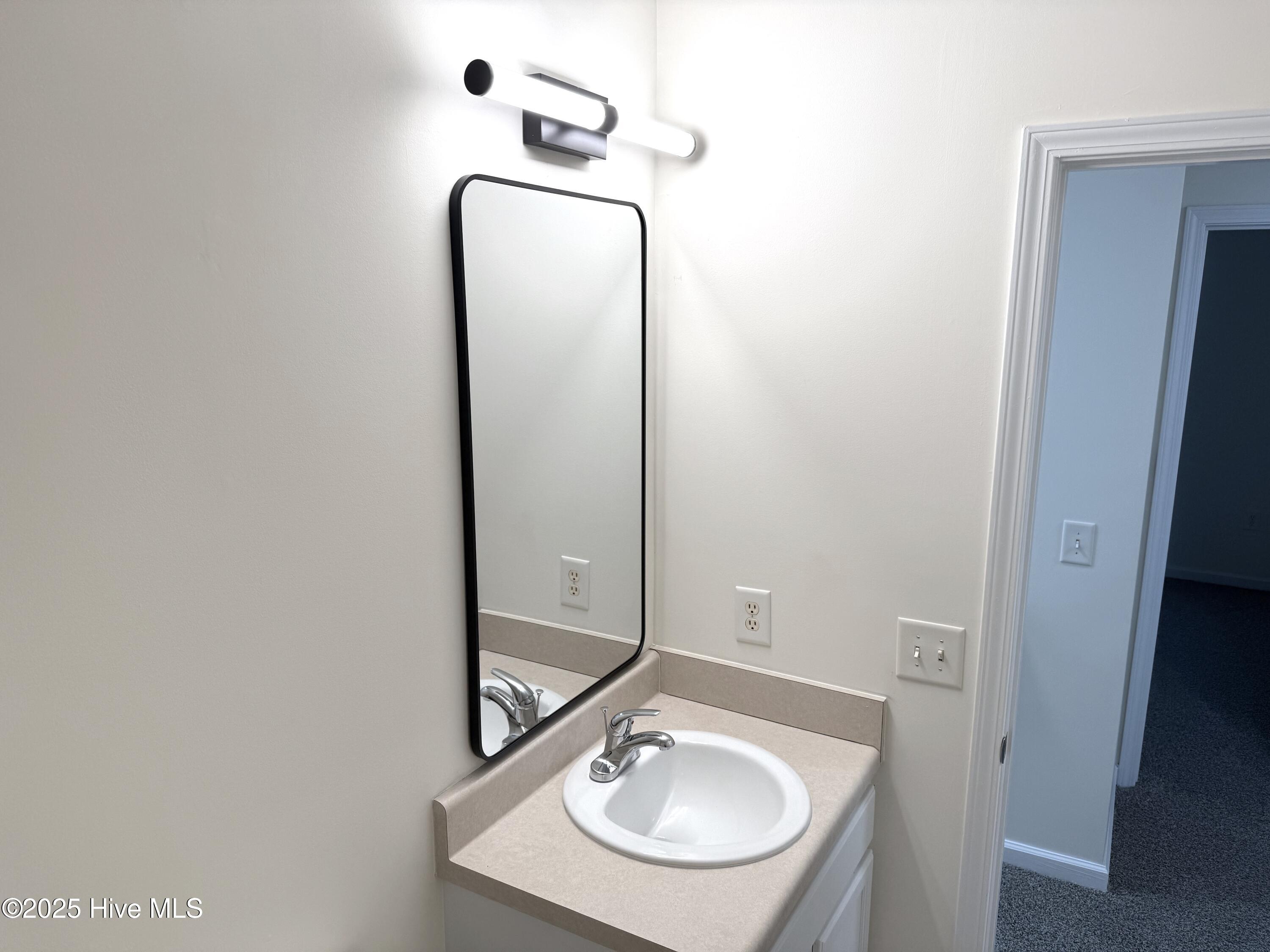 301 Comanche Trail
