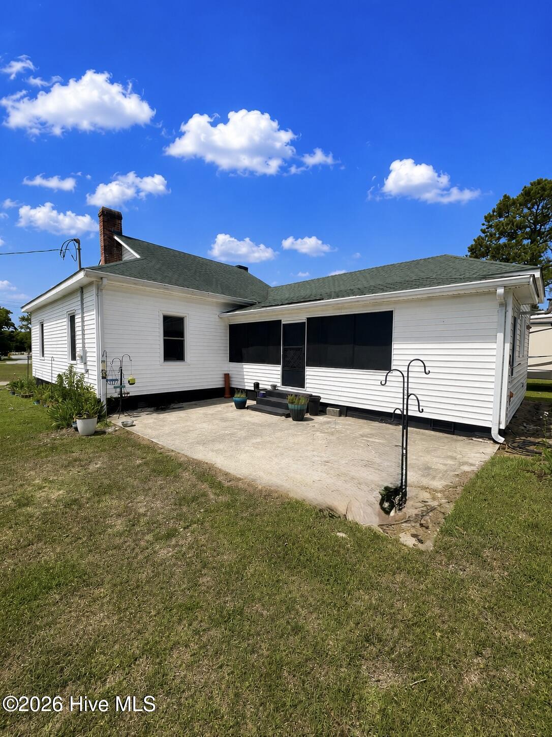231 N 33 Highway E