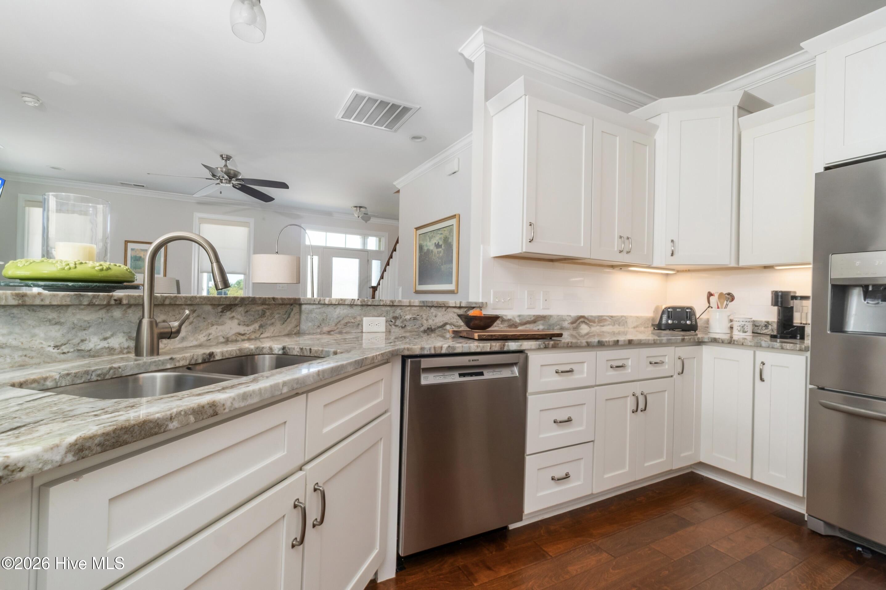 603 Trawler Place