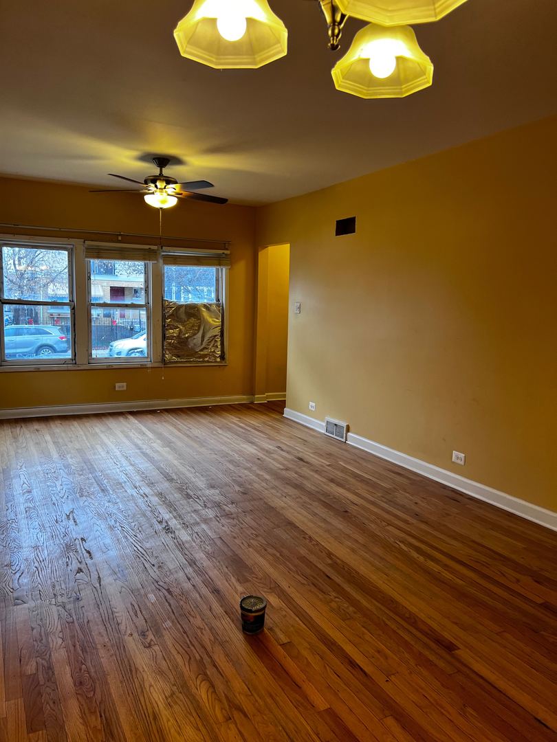 2249 N Narragansett Avenue