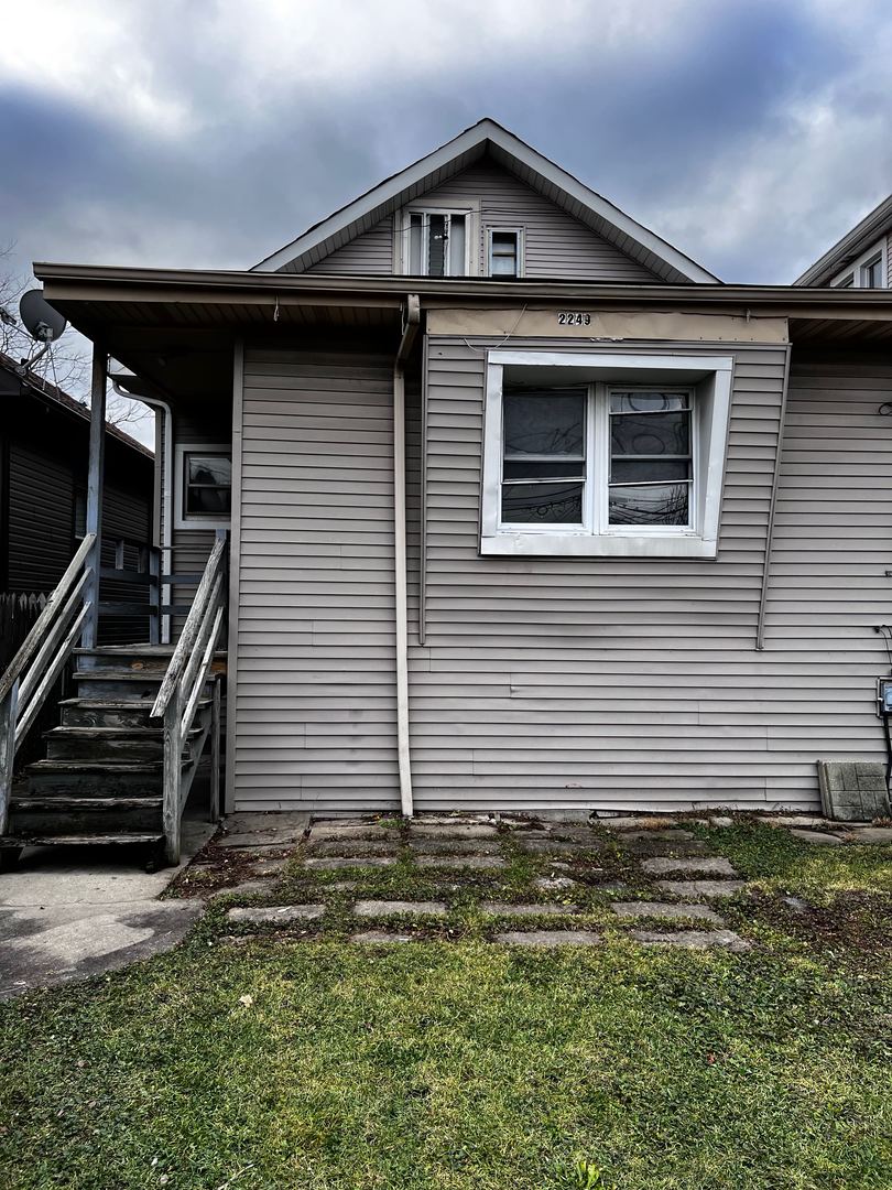 2249 N Narragansett Avenue