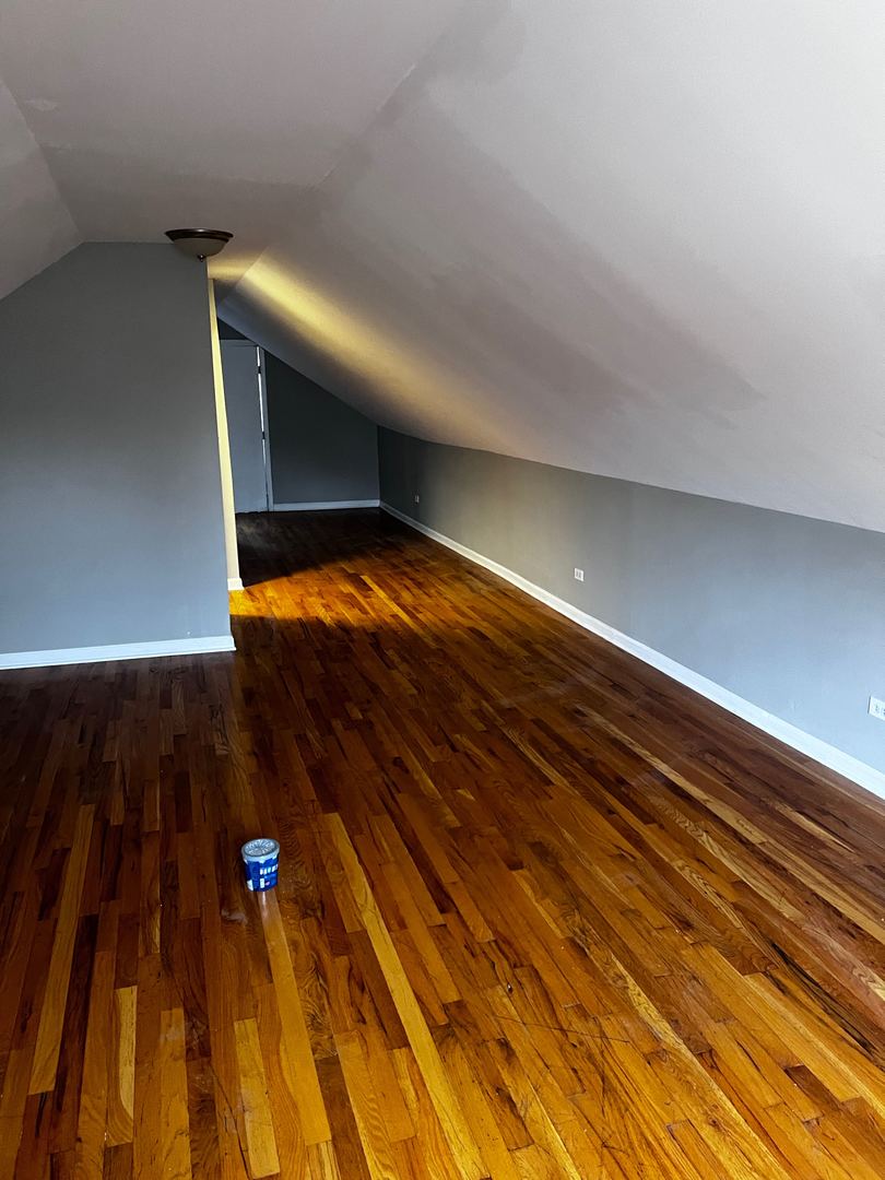 2249 N Narragansett Avenue