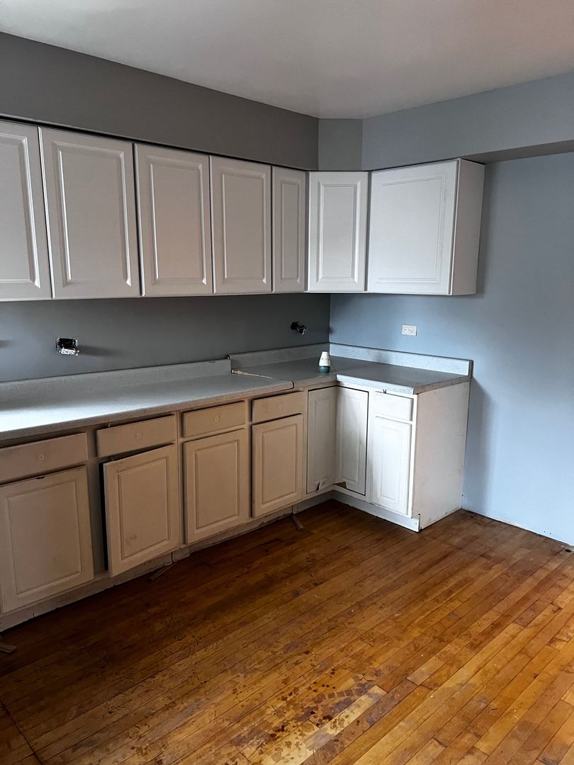 2249 N Narragansett Avenue