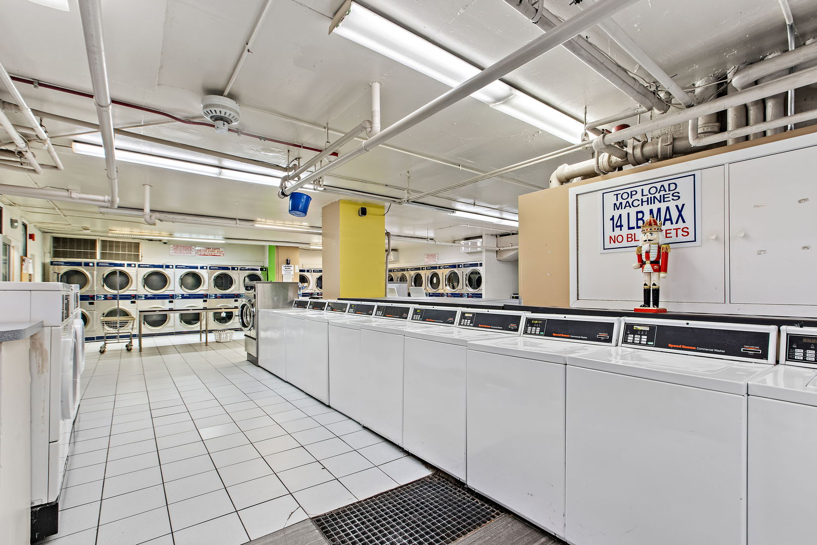 655 W Irving Park Road Unit: 3808