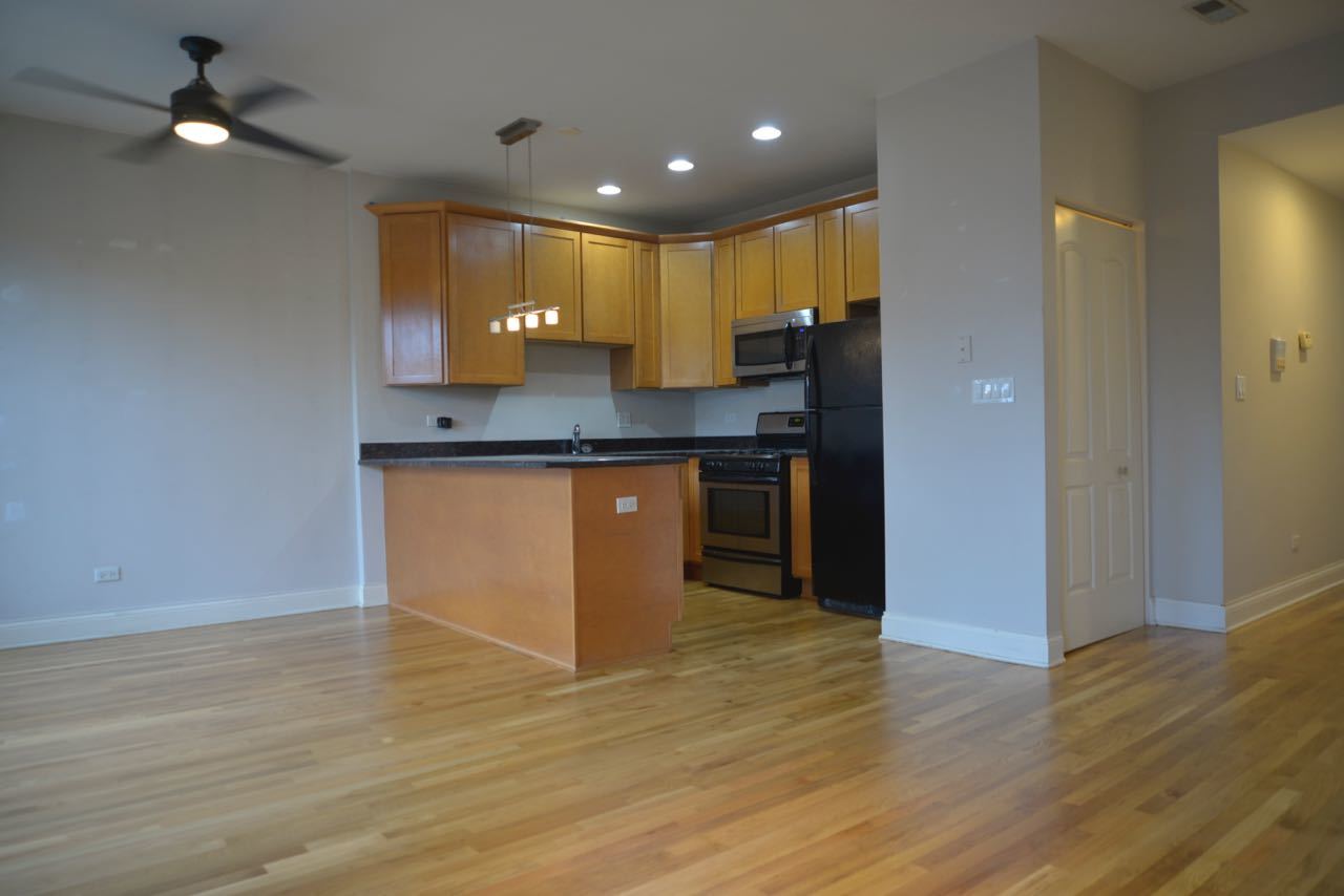 1325 E Marquette Road E Unit: 3