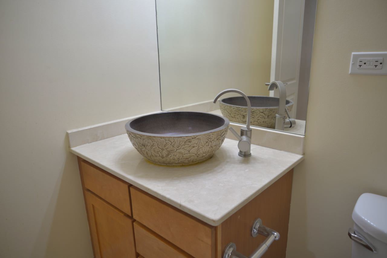 1325 E Marquette Road E Unit: 3