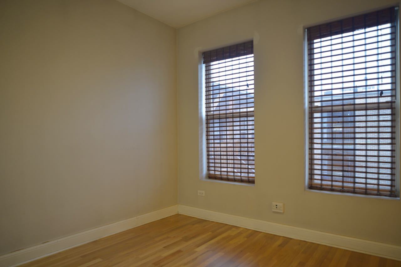 1325 E Marquette Road E Unit: 3