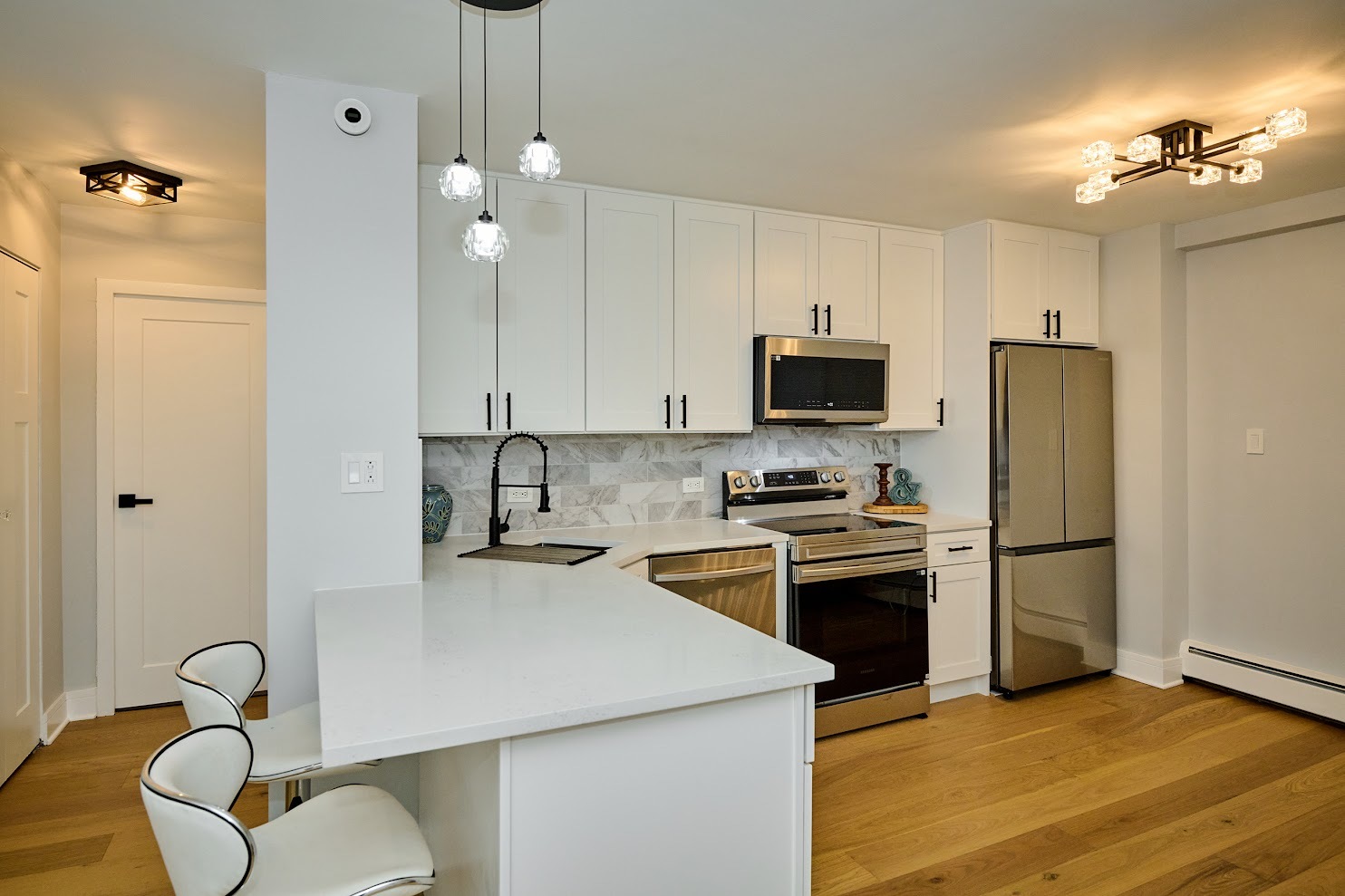 6300 N Sheridan Road Unit: 112
